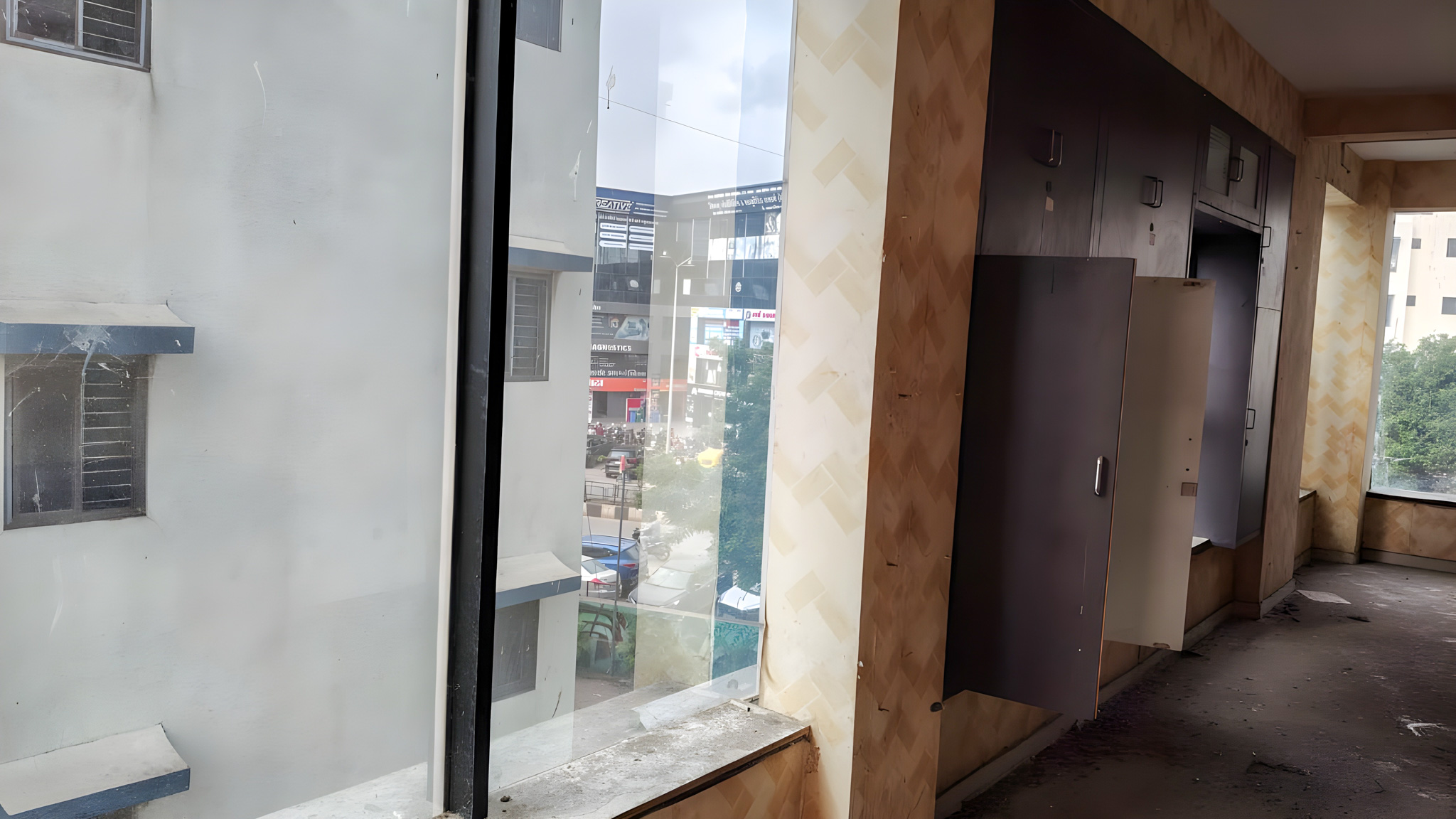 33 square meter Shops for sale in Surat — photo 17