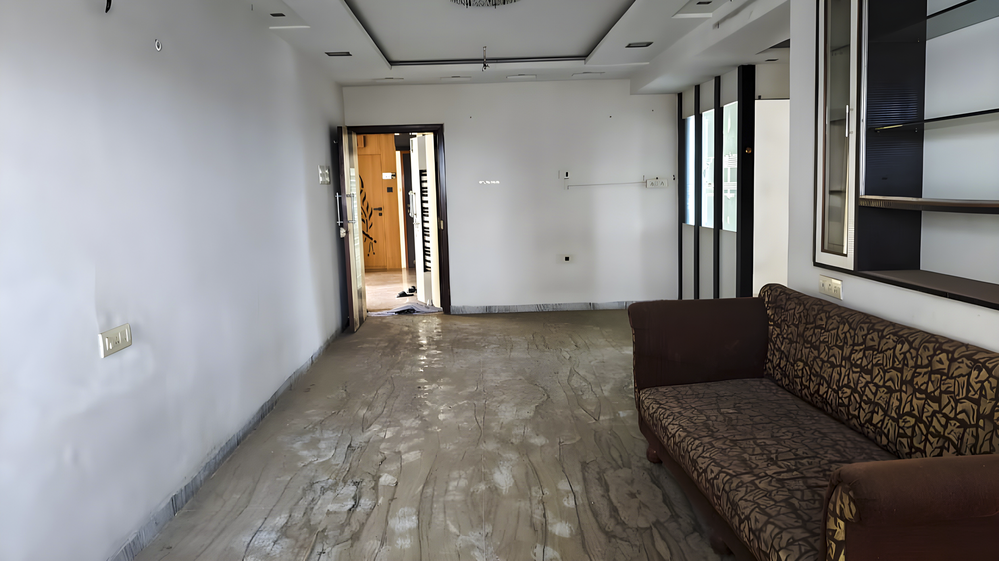 Flat for sale in Surat — photo 12