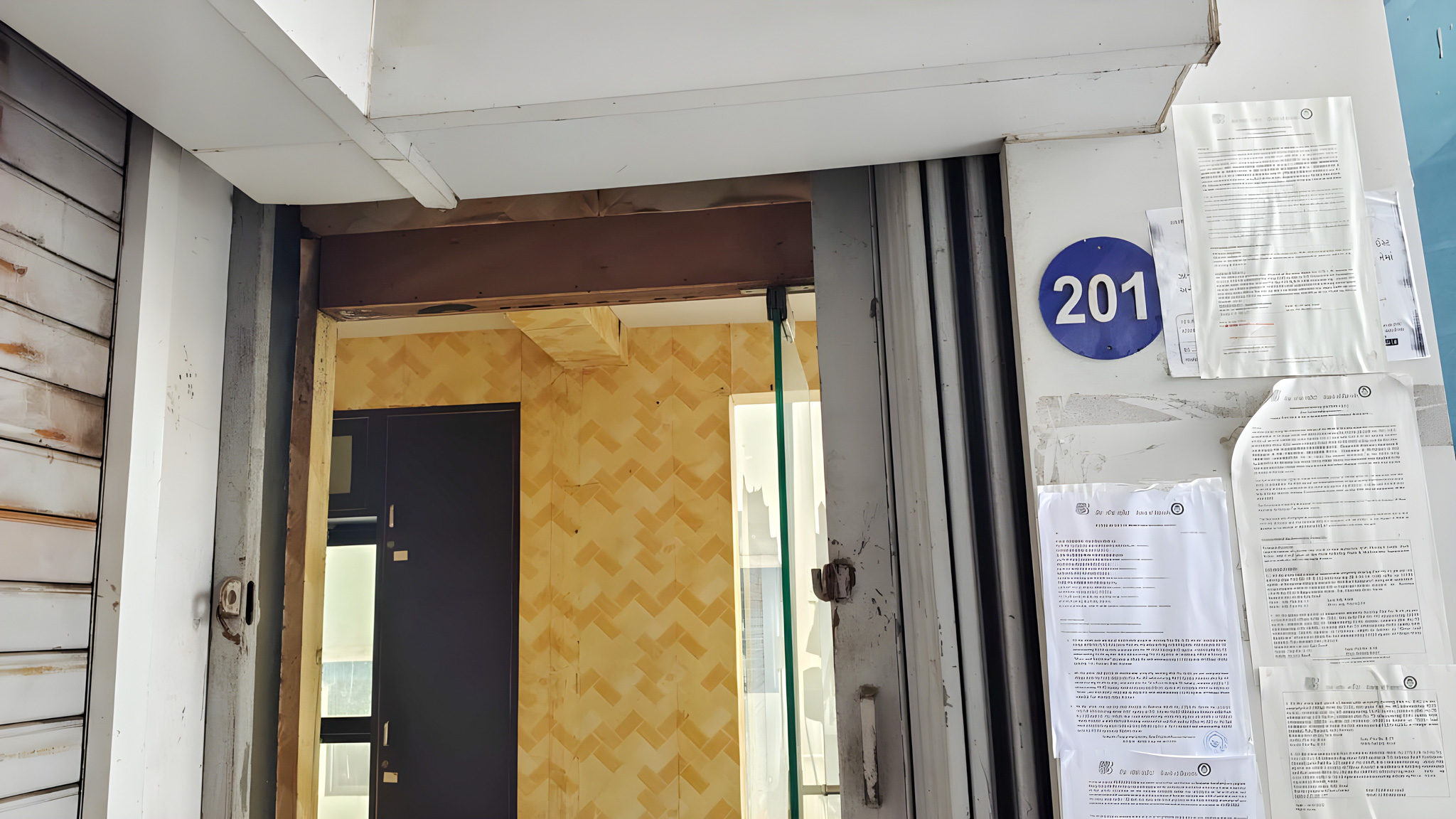33 square meter Shops for sale in Surat — photo 5