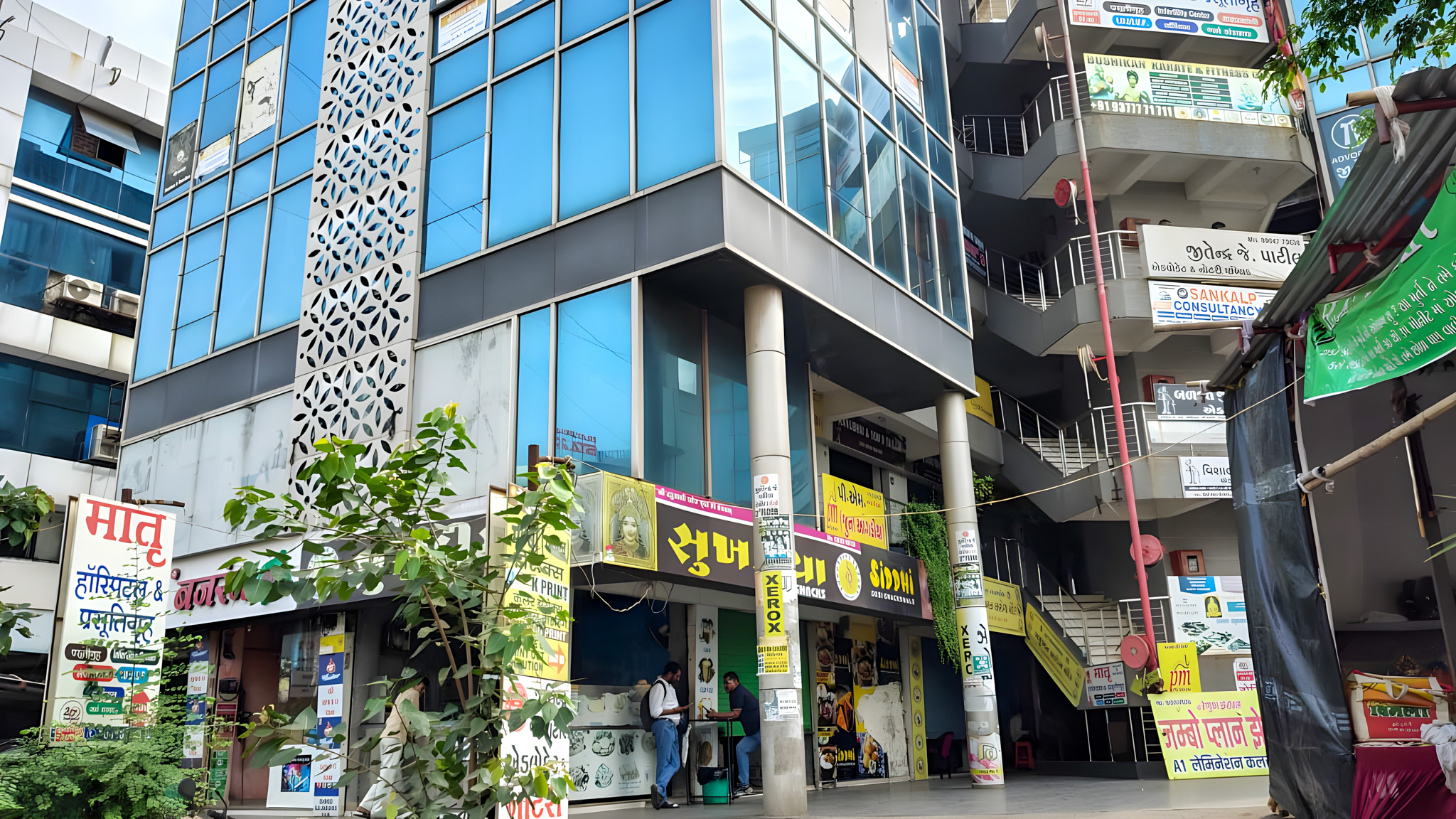33 square meter Shops for sale in Surat — photo 4