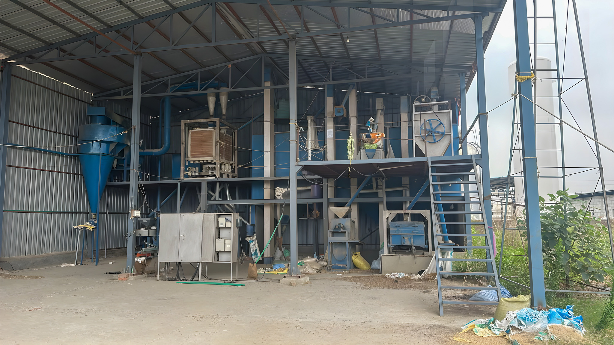 887 square meter Industrial Plot with Factory Building for sale in Indora — photo 3