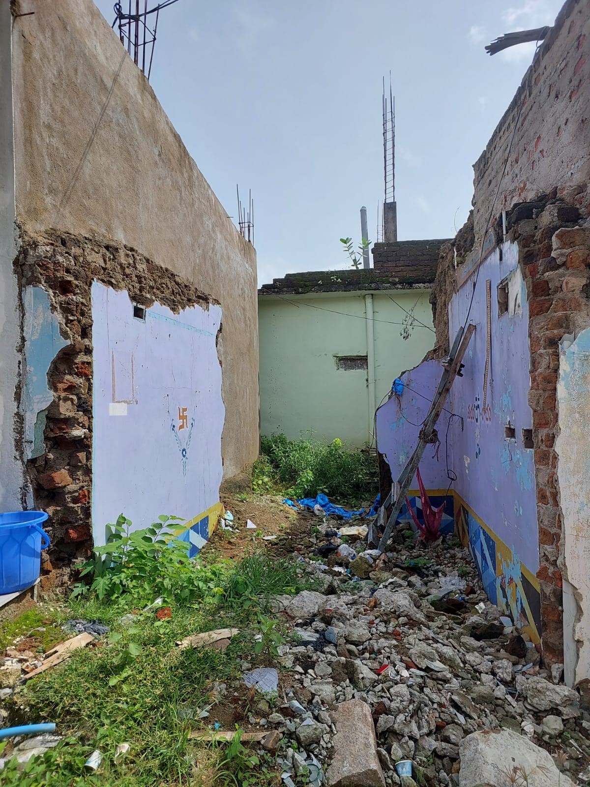 Plot for sale in Banswada — photo 2