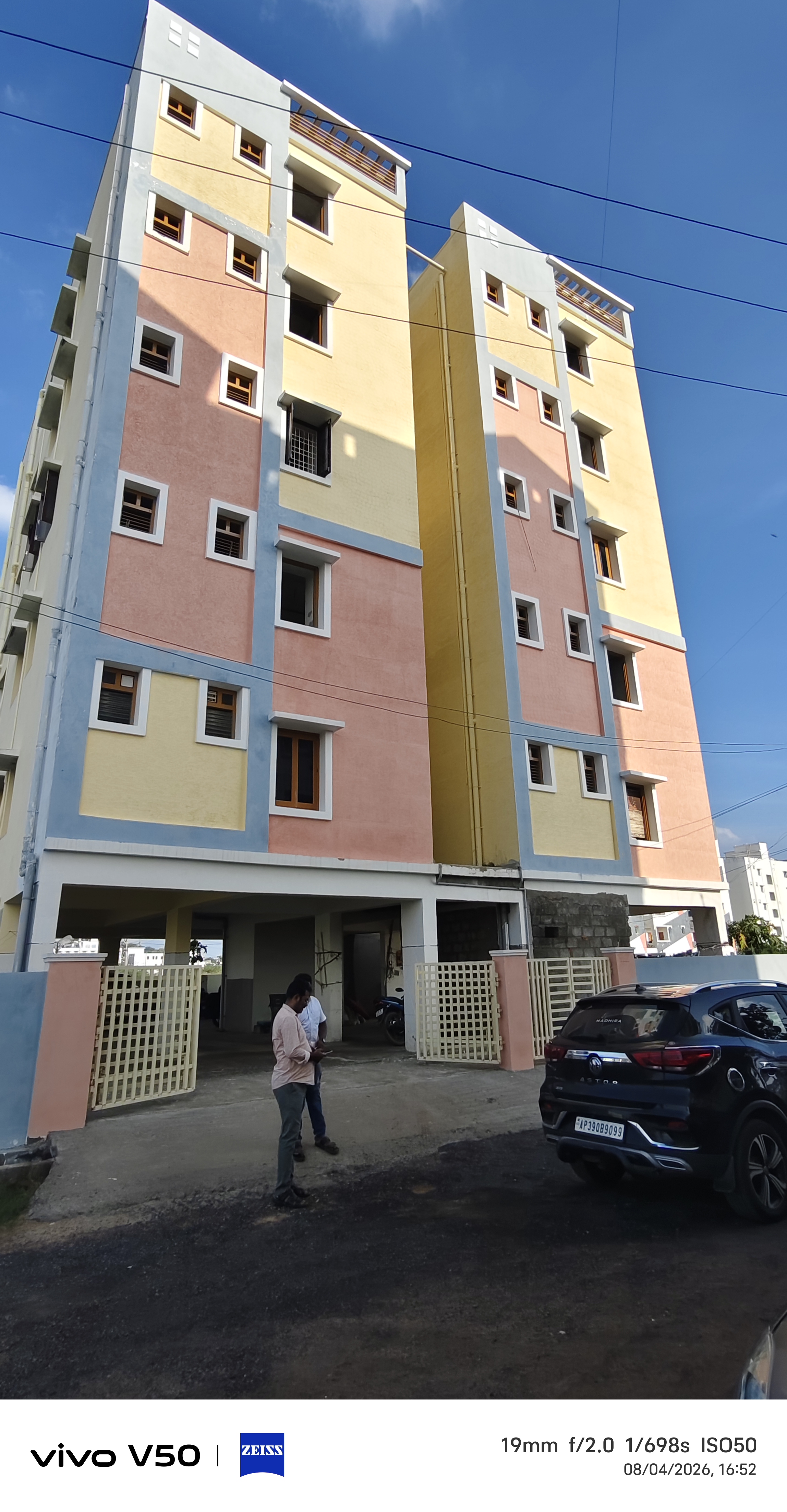 2 BHK Flat for sale in Pavan residency, Gorantla Guntur — photo 1