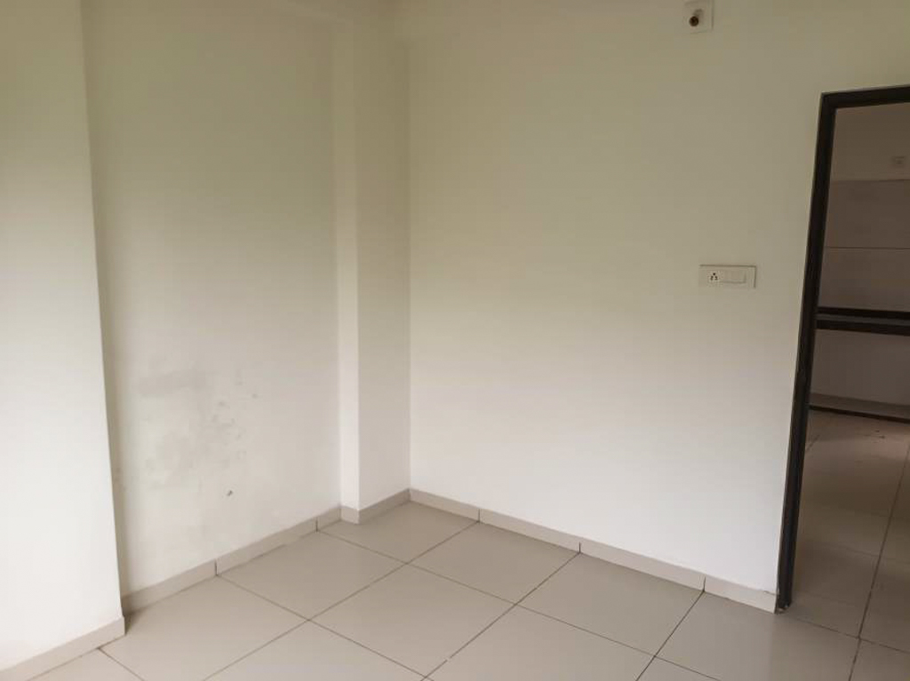 2 BHK Flat for sale in 5th Avenue, Manjalpur, Vadodara Vadodara — photo 17