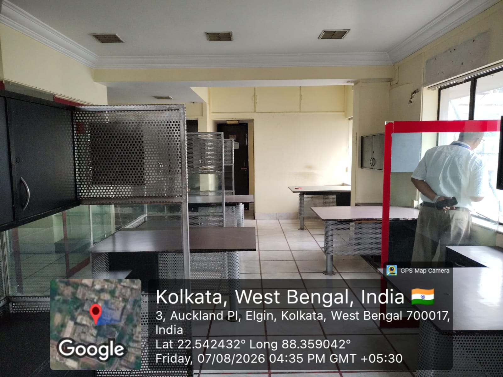 1352 square feet Office for sale in NEAR LA MARTINIERE SCHOOL  FOR GIRLS Kolkata — photo 8