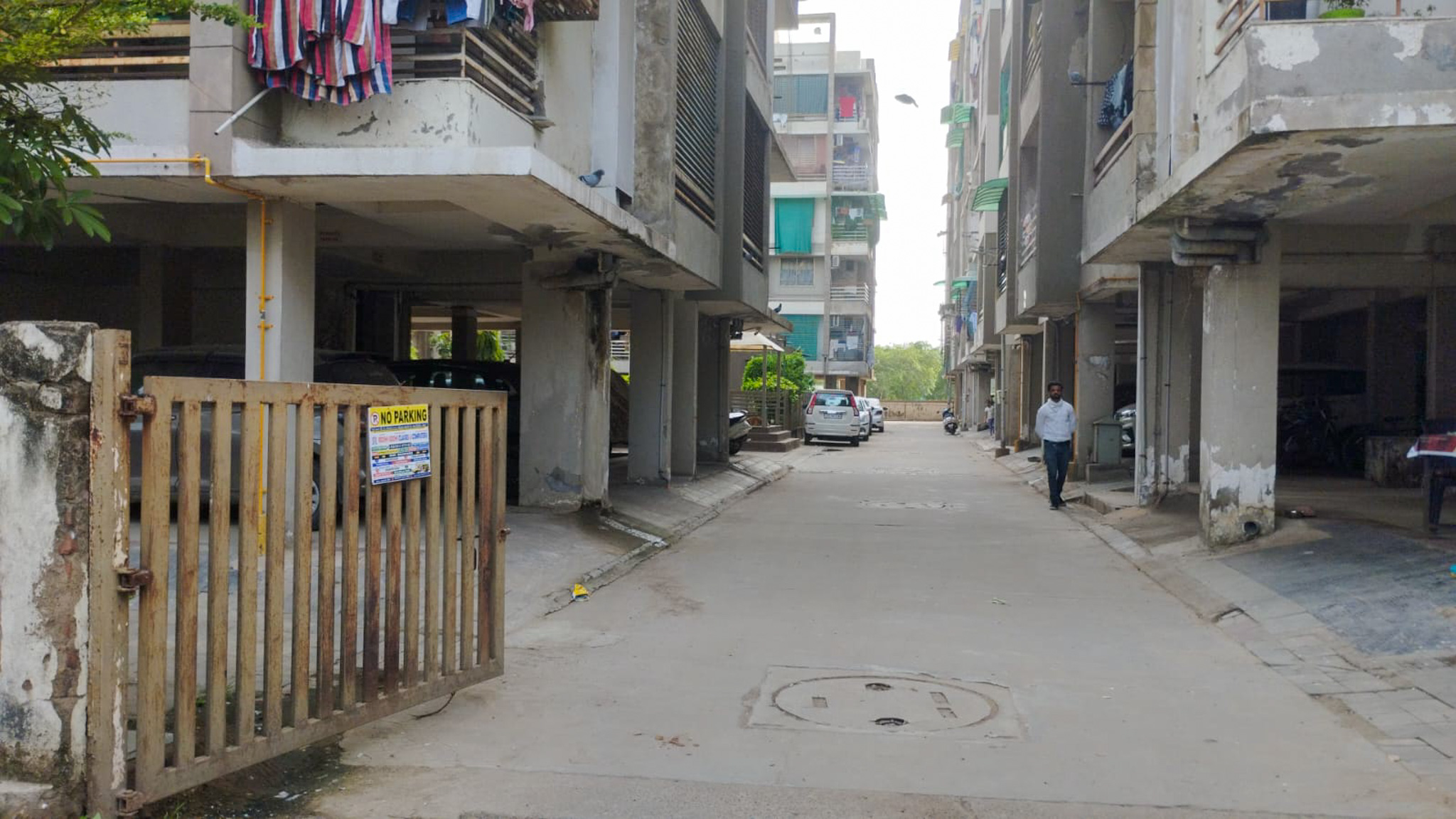 2 BHK Flat for sale in STHAPATYA ELEGANCE, NARODA Ahmedabad — photo 24