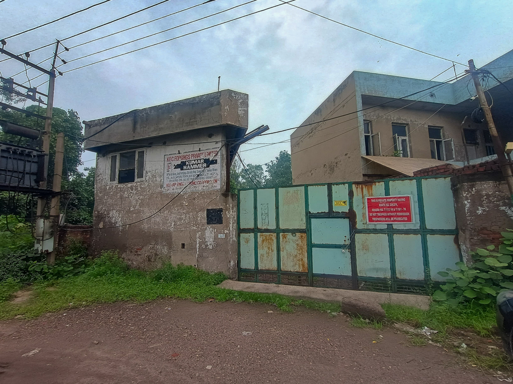 2420 square yard Industrial Plot with Factory Building for sale in MUGAL MAJRA Mandi Govindgarh — photo 6