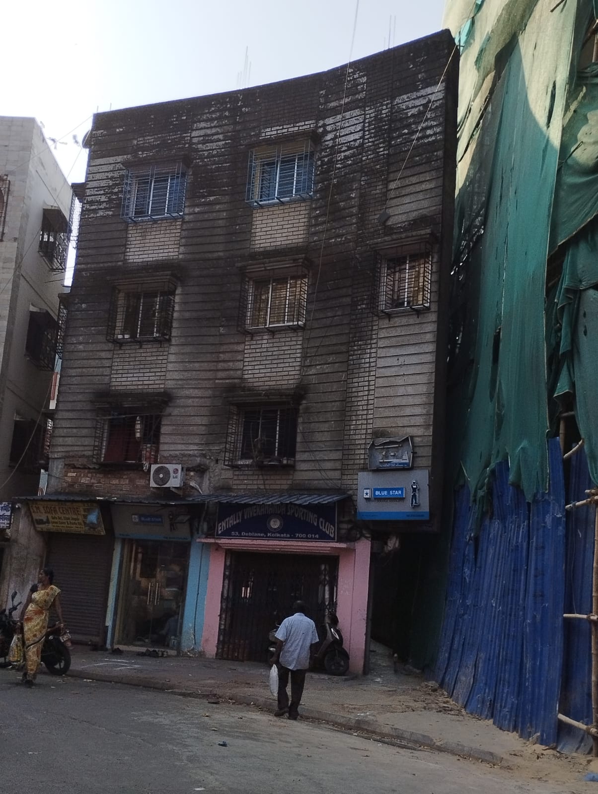 671 square feet Flat for sale in ENTALLY Kolkata — photo 1