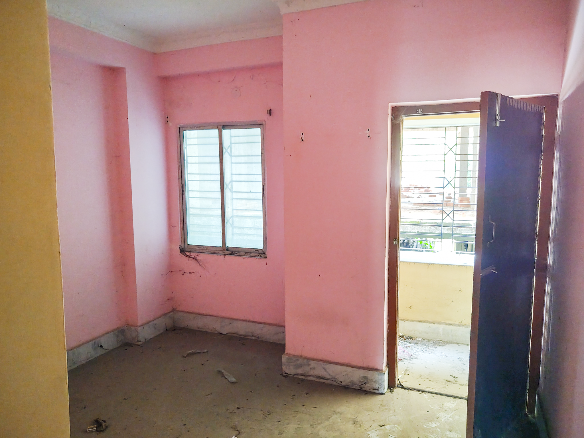 910 square feet Flat for sale in BONHOOGLY Kolkata — photo 6