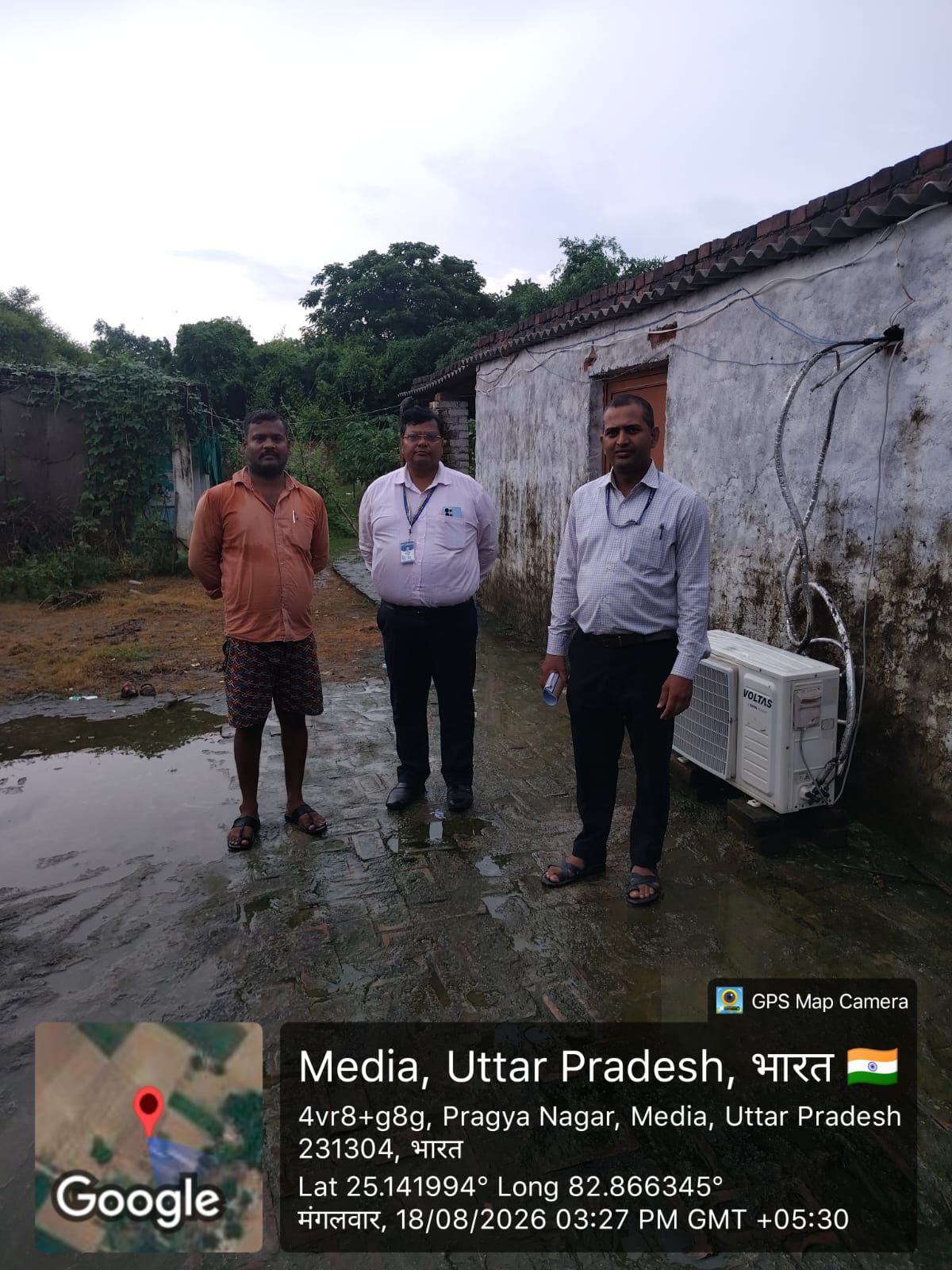 residential with dairy shed for sale in Chunar — photo 4