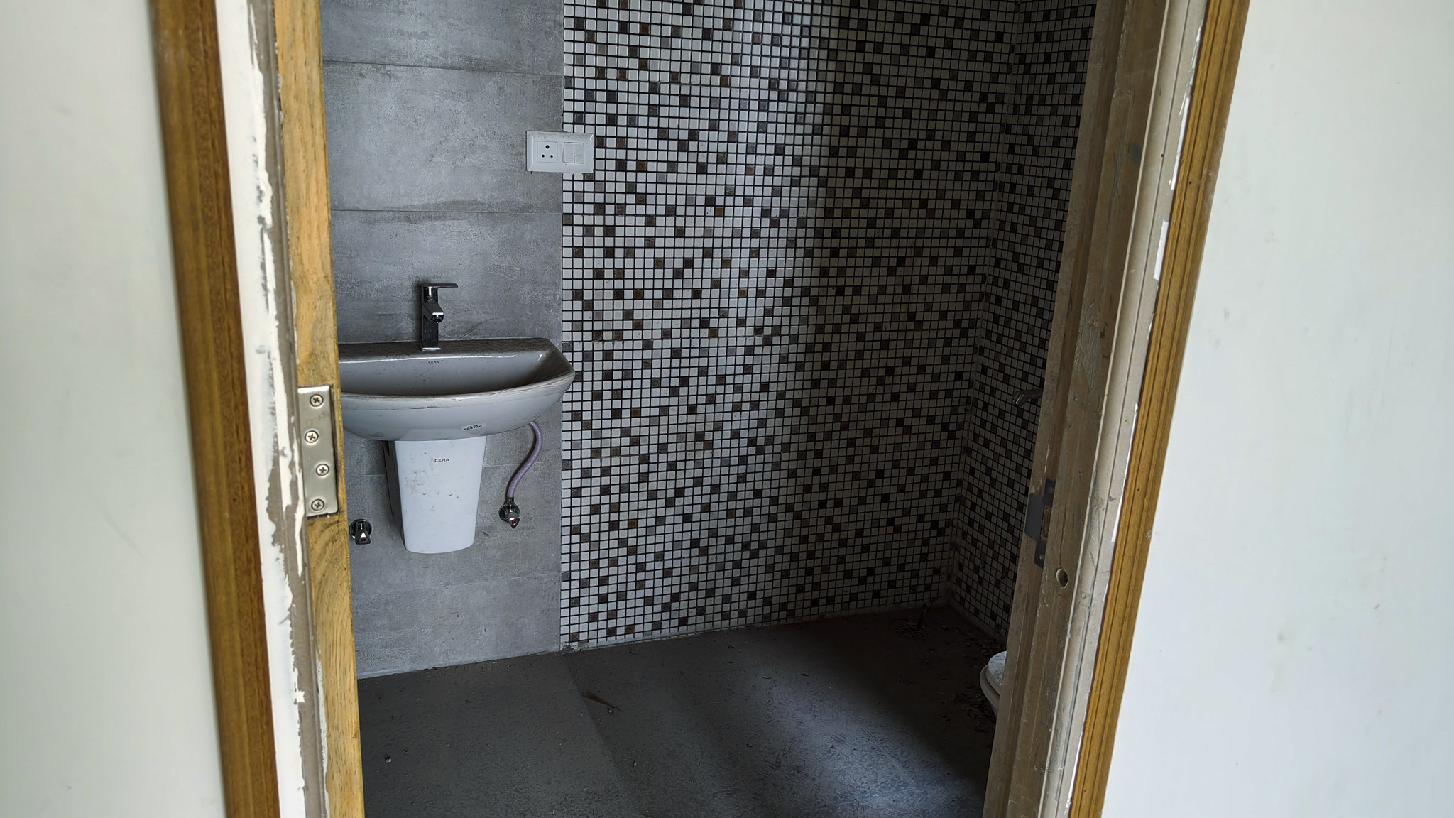 828 square feet Flat for sale in COSSIPORE DUMDUM Kolkata — photo 12