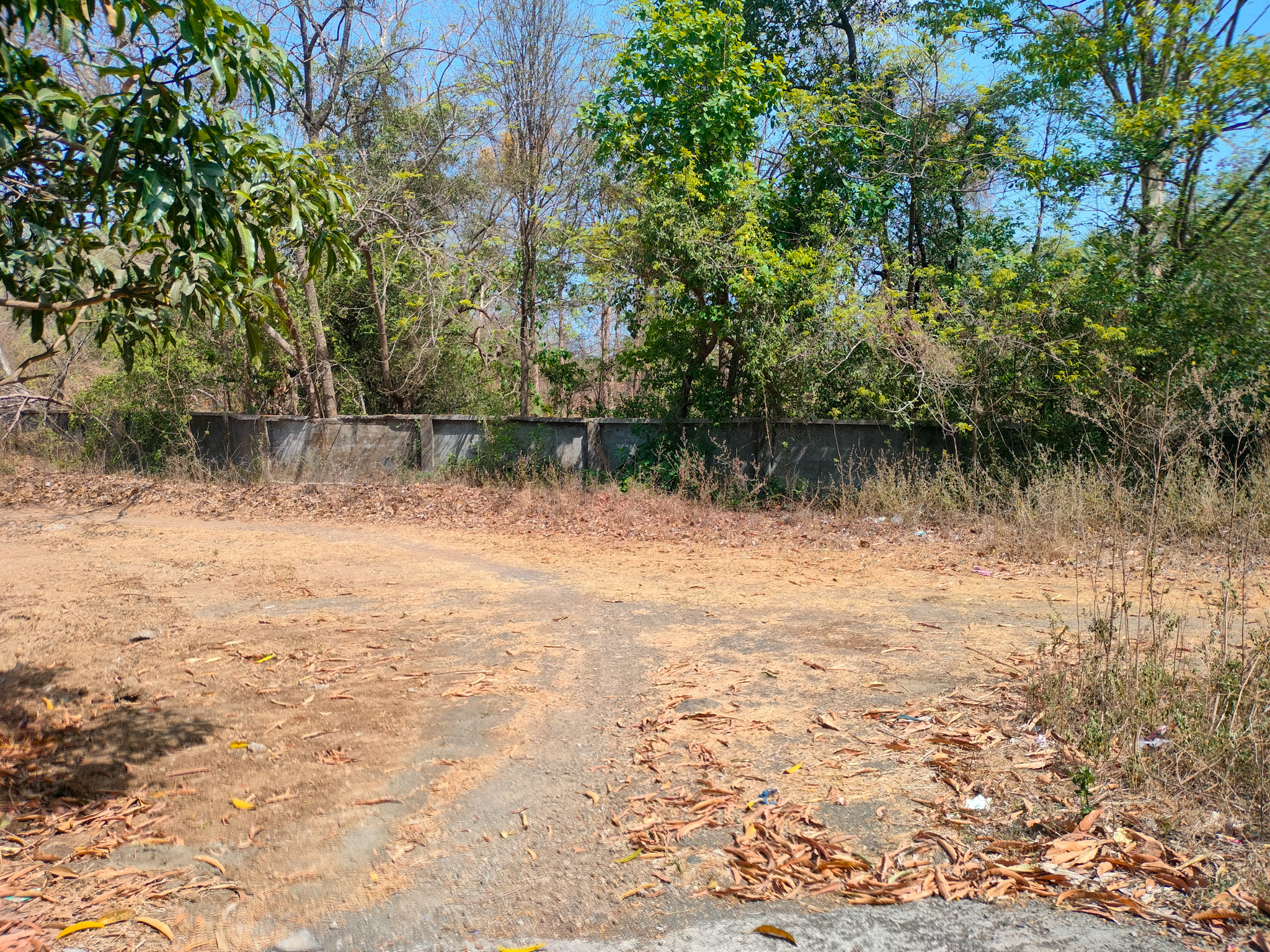Flat for sale in Boisar — photo 1