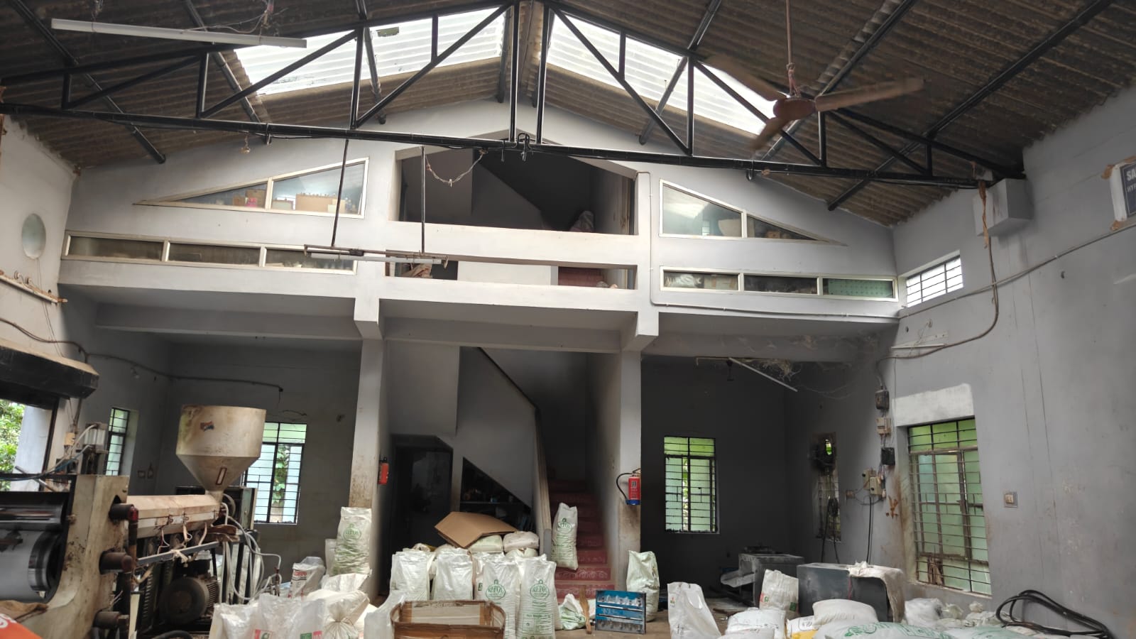 1983.33 square yard Industrial Shed for sale in SABBAVARAM Visakhapatnam — photo 1
