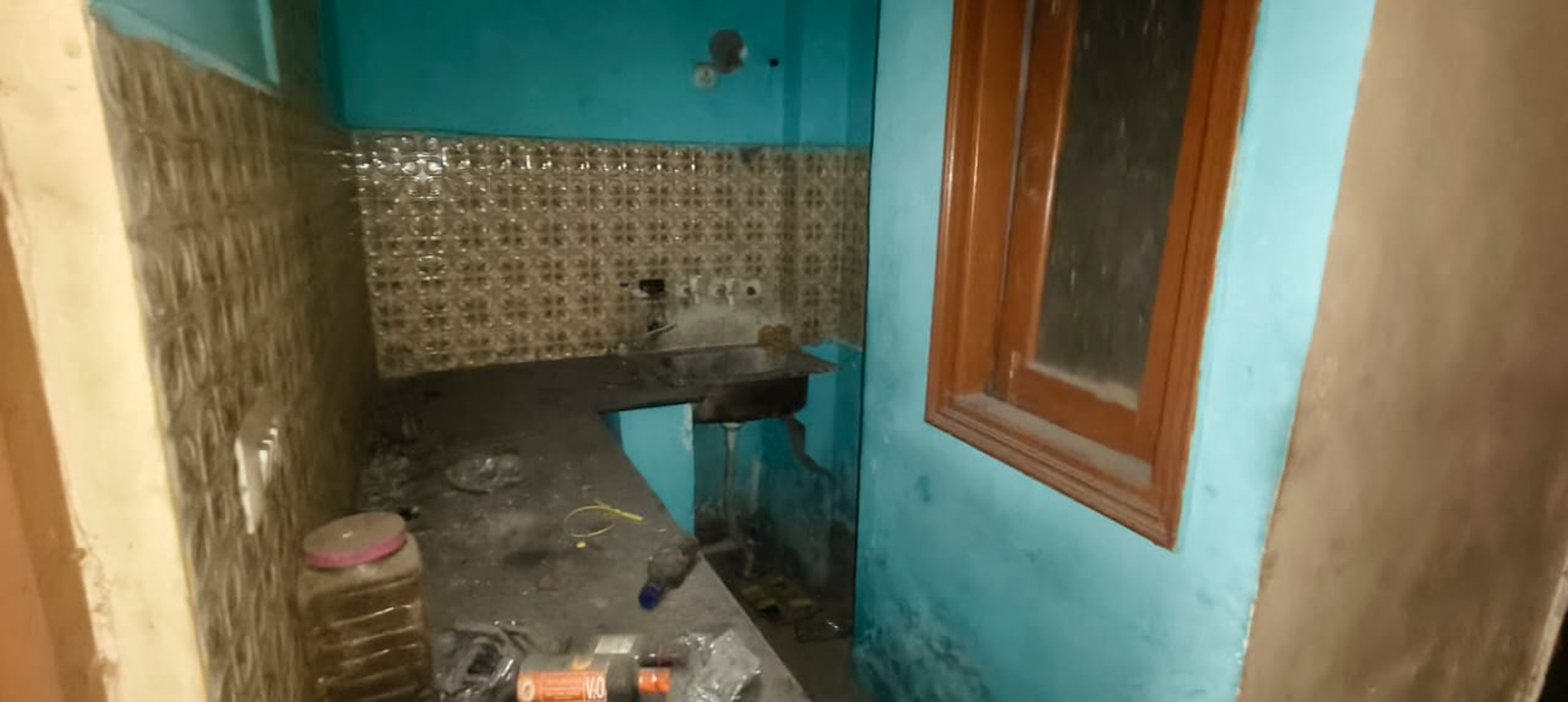400 square feet Flat for sale in New Delhi — photo 3
