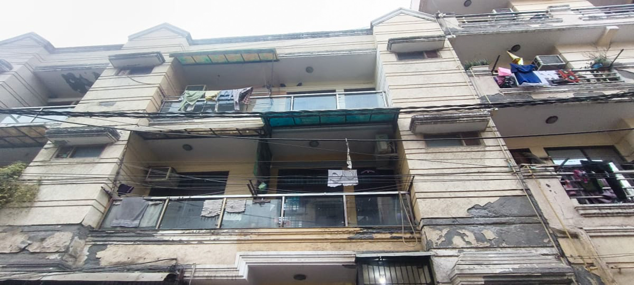 400 square feet Flat for sale in New Delhi — photo 6