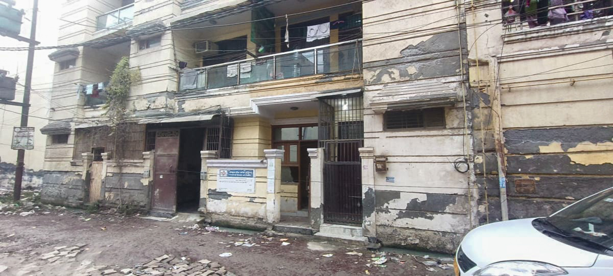 400 square feet Flat for sale in New Delhi — photo 16