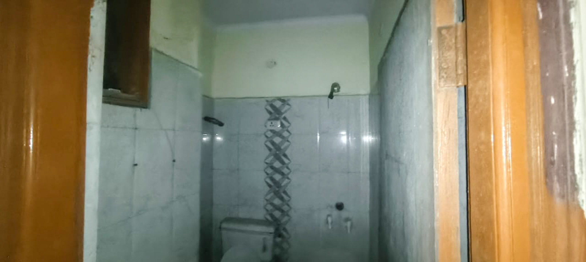 400 square feet Flat for sale in New Delhi — photo 17
