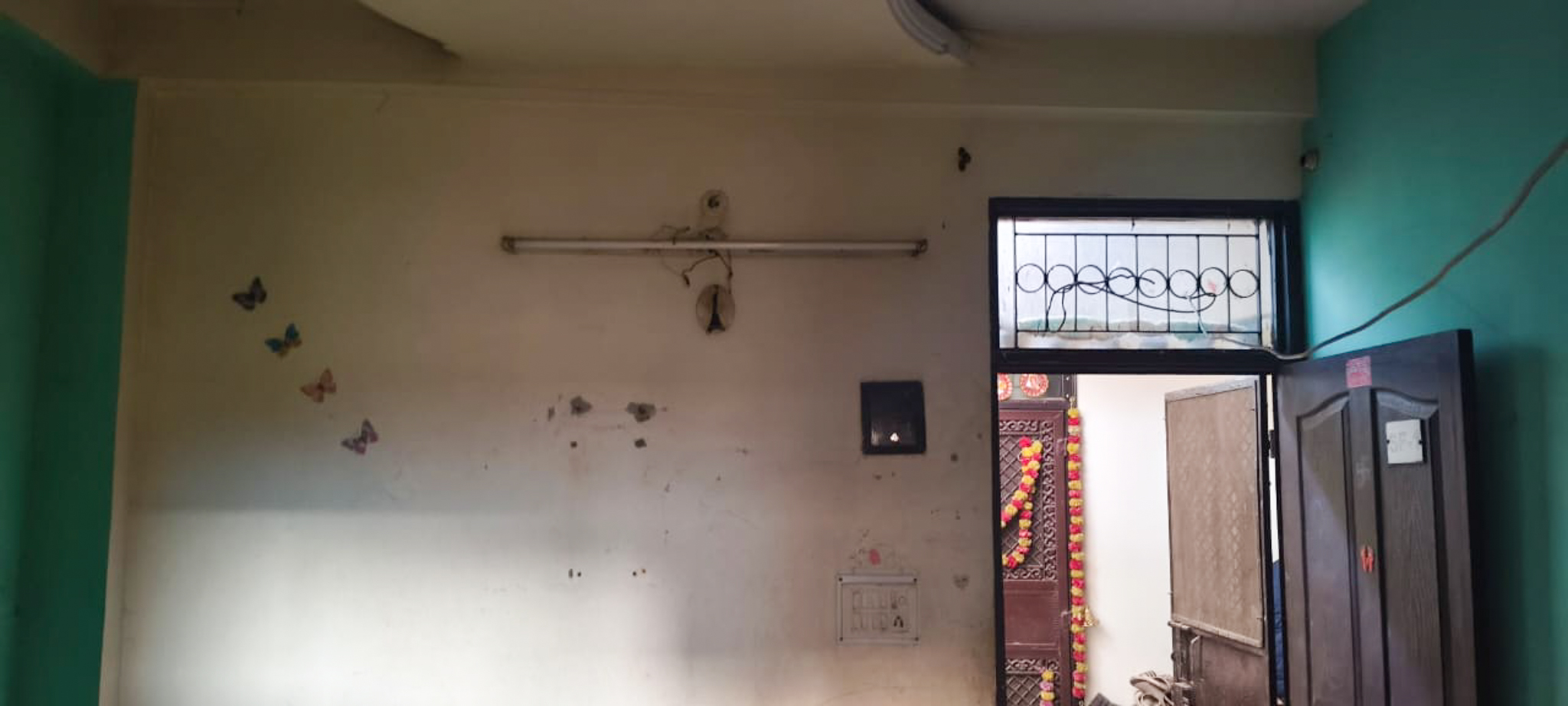 400 square feet Flat for sale in Ghaziabad — photo 2