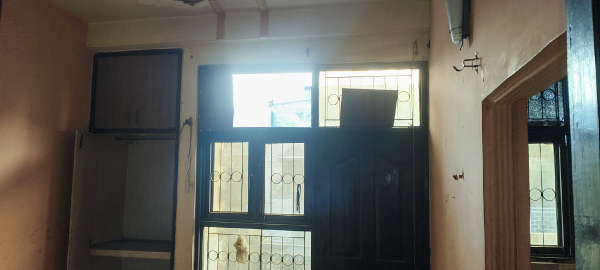 400 square feet Flat for sale in Ghaziabad — photo 14