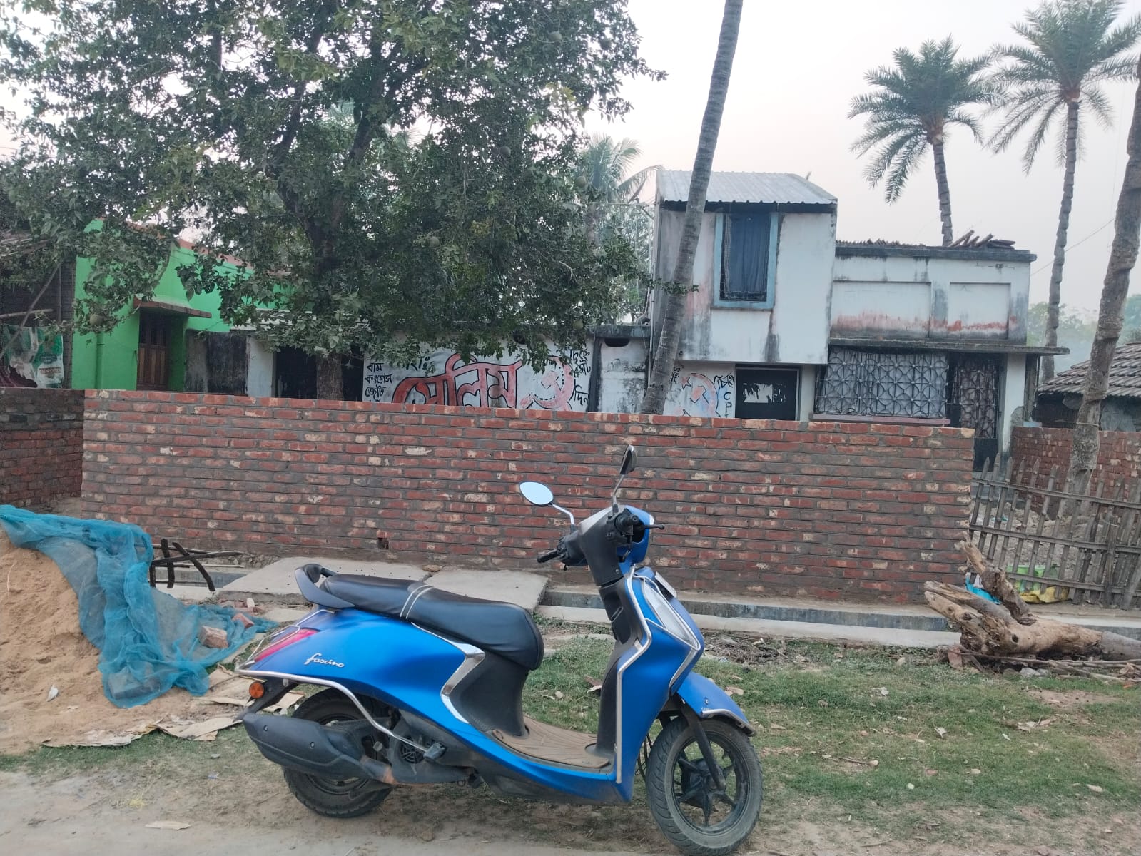 Individual House for sale in Beldanga — photo 1