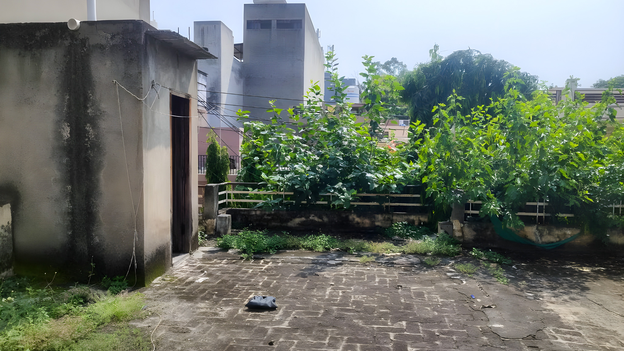 300 square yard Individual House for sale in RESIDENTIAL Gurugram — photo 8