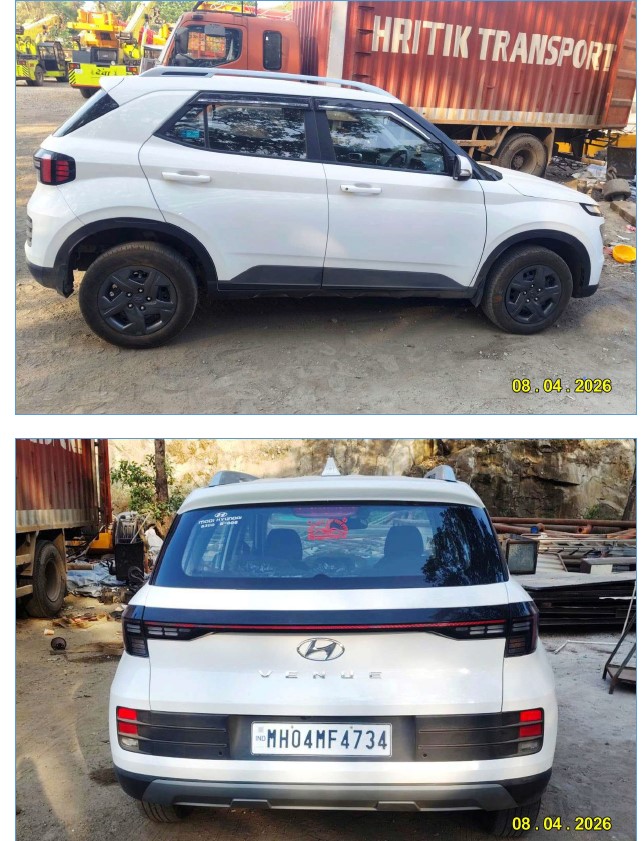 2024 Hyundai Venue S 1.2 Petrol MT Compact SUV 13000 km 1 year for sale in kelvin ware house Thane — photo 3