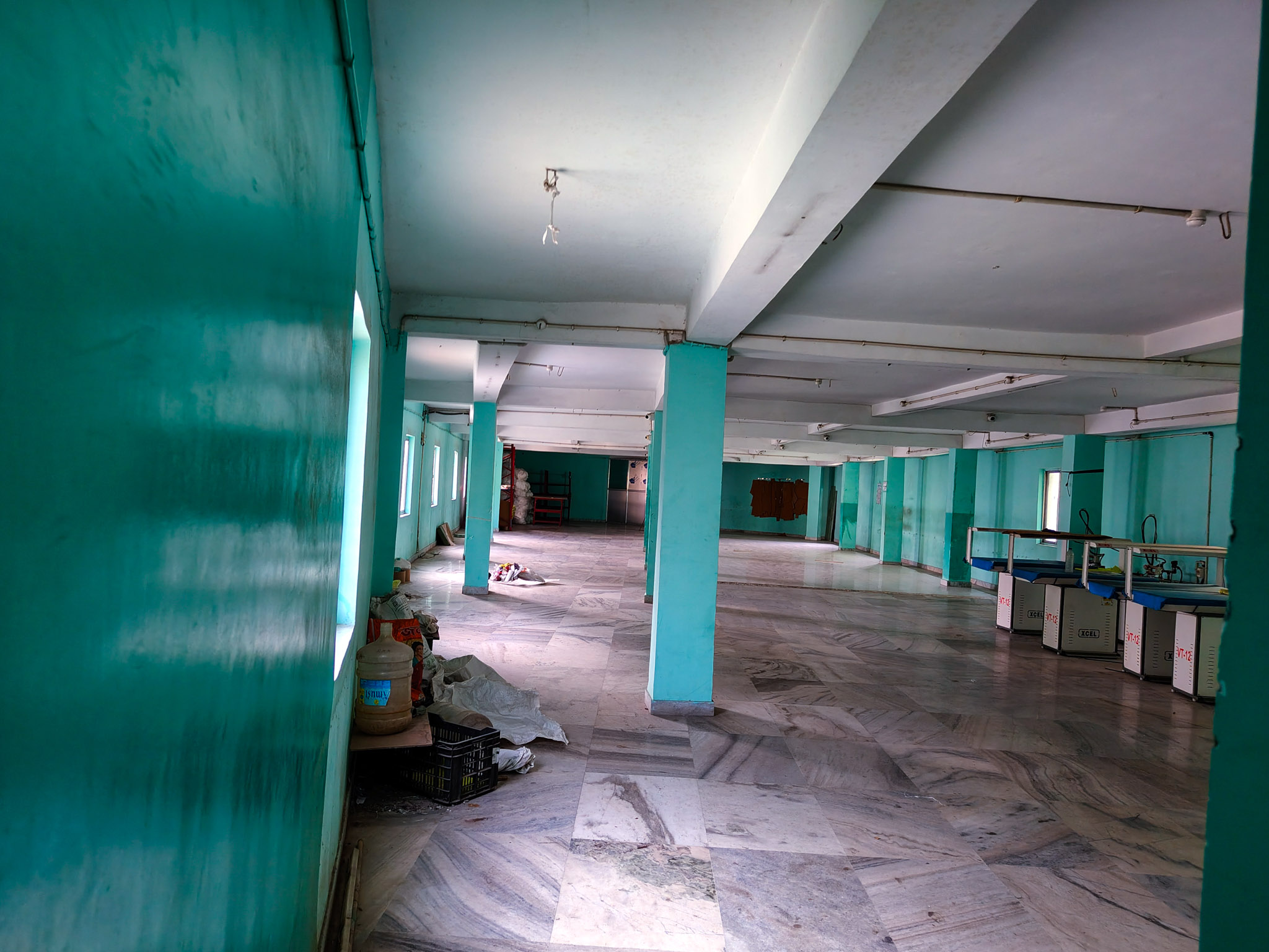Office for sale in Topsia Road Kolkata — photo 1