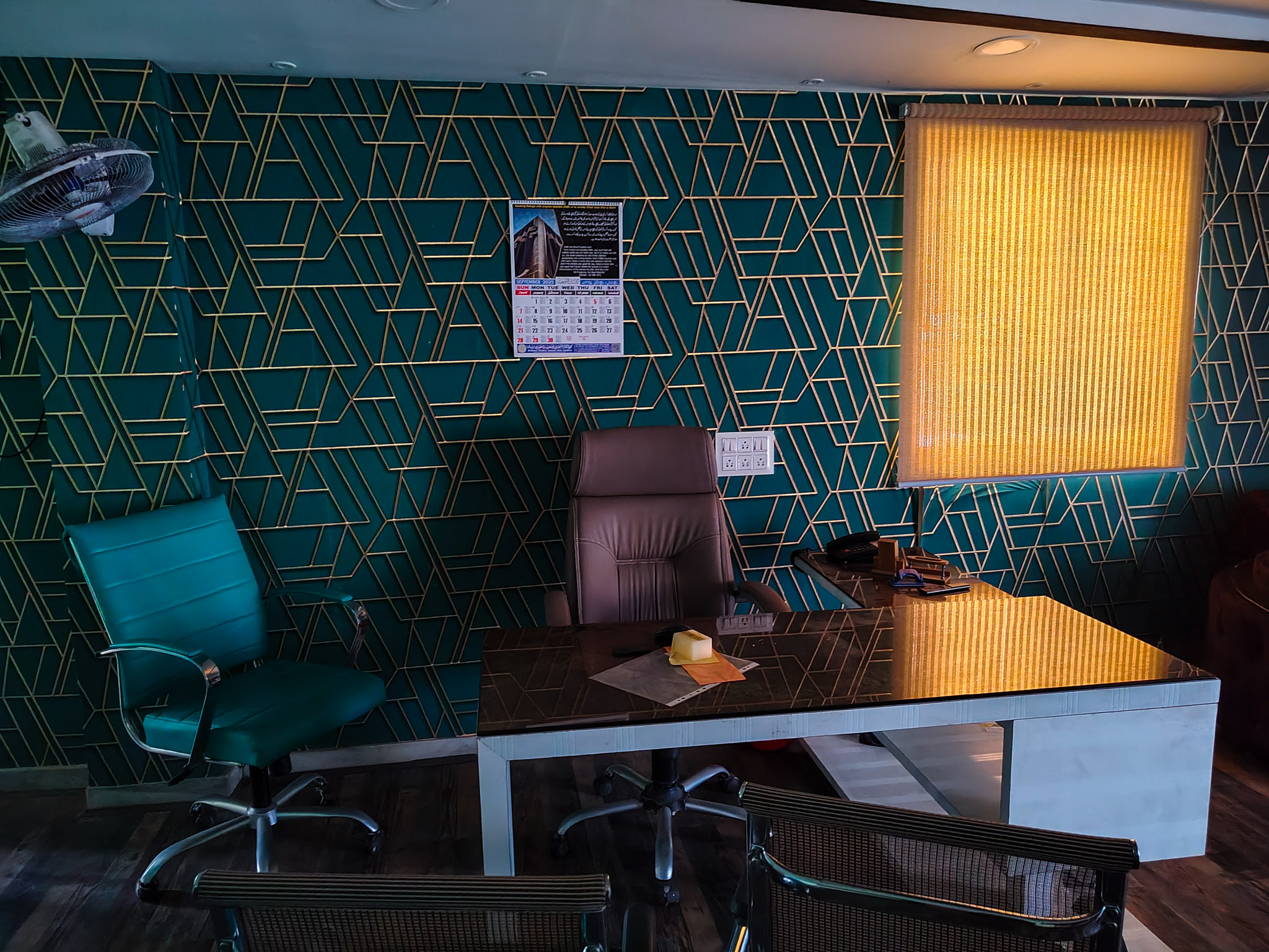 Office for sale in Topsia Road Kolkata — photo 2