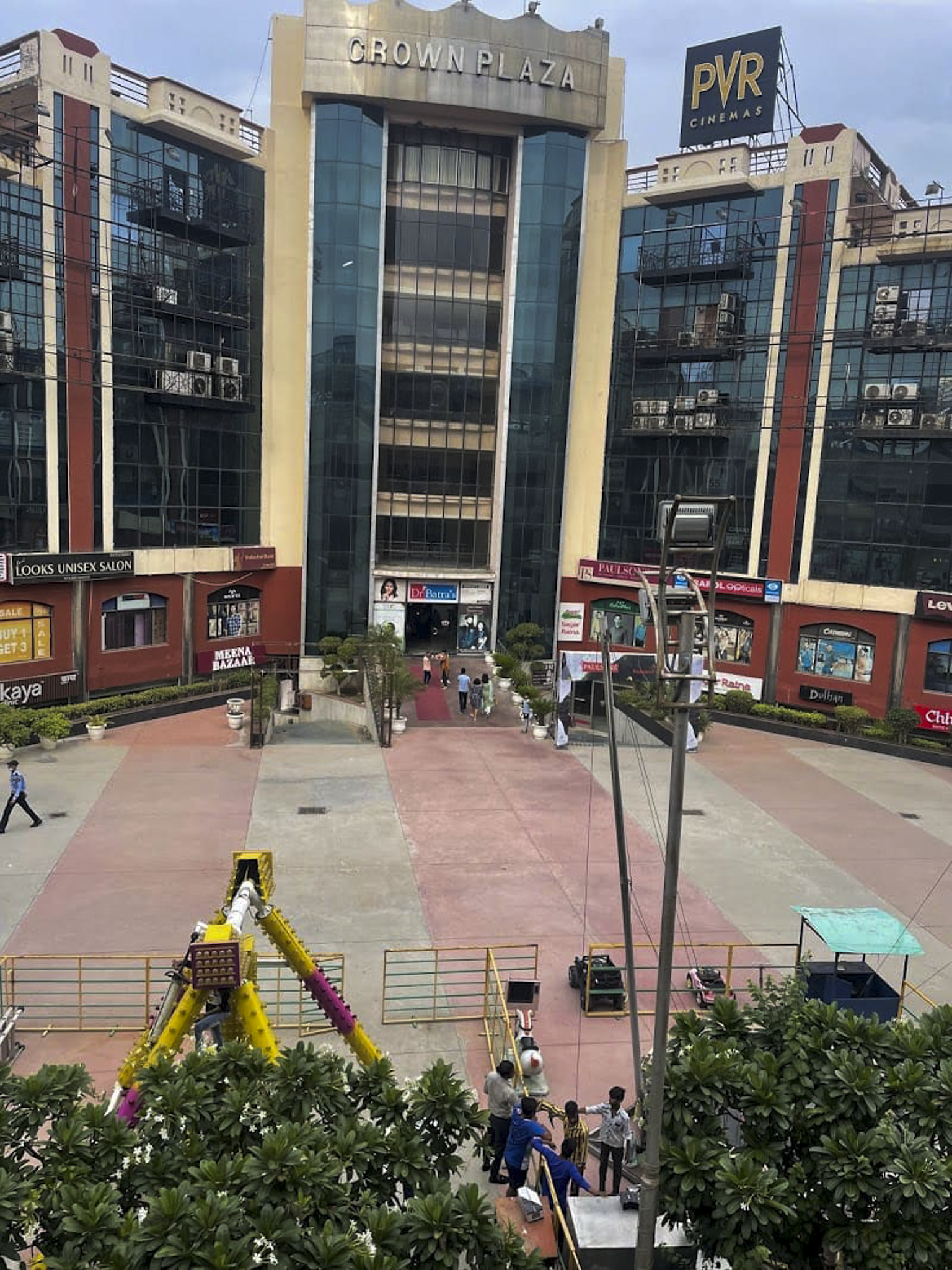Shops for sale in Faridabad — photo 1