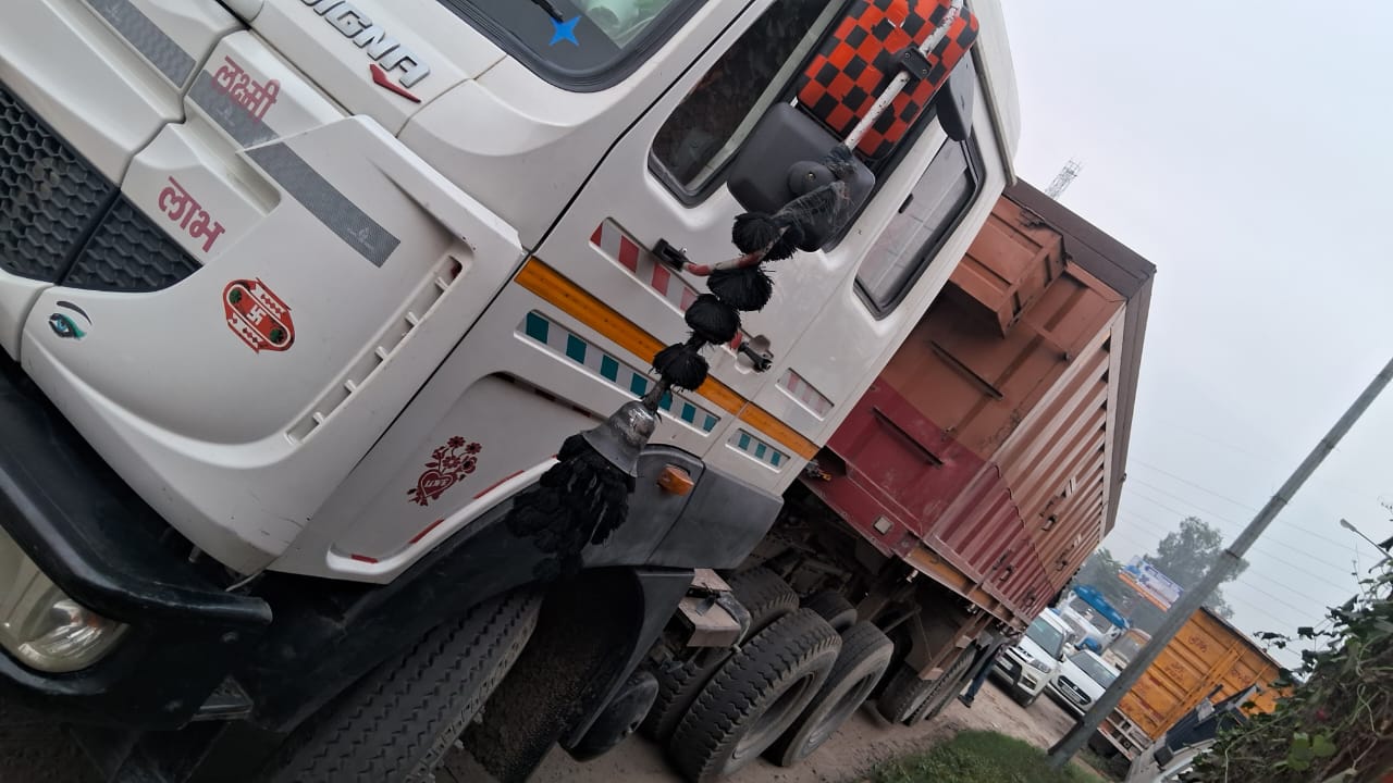 TRUCK for sale in Sant Kabir Nagar Khalilabad — photo 4