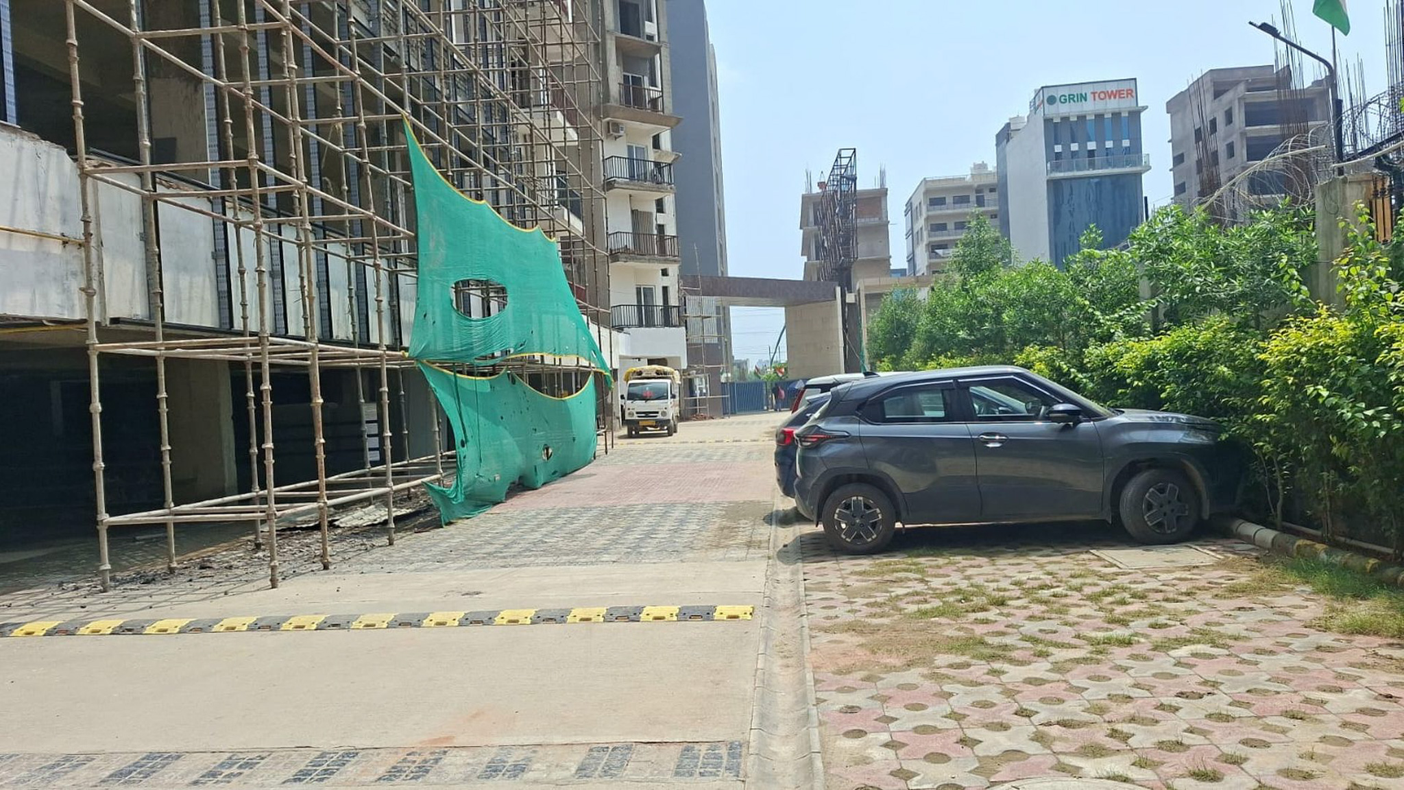1165 square feet Flat for sale in  GH-09-A, Tech zone-IV, Greater Noida(west), Uttar Pradesh Greater Noida — photo 7
