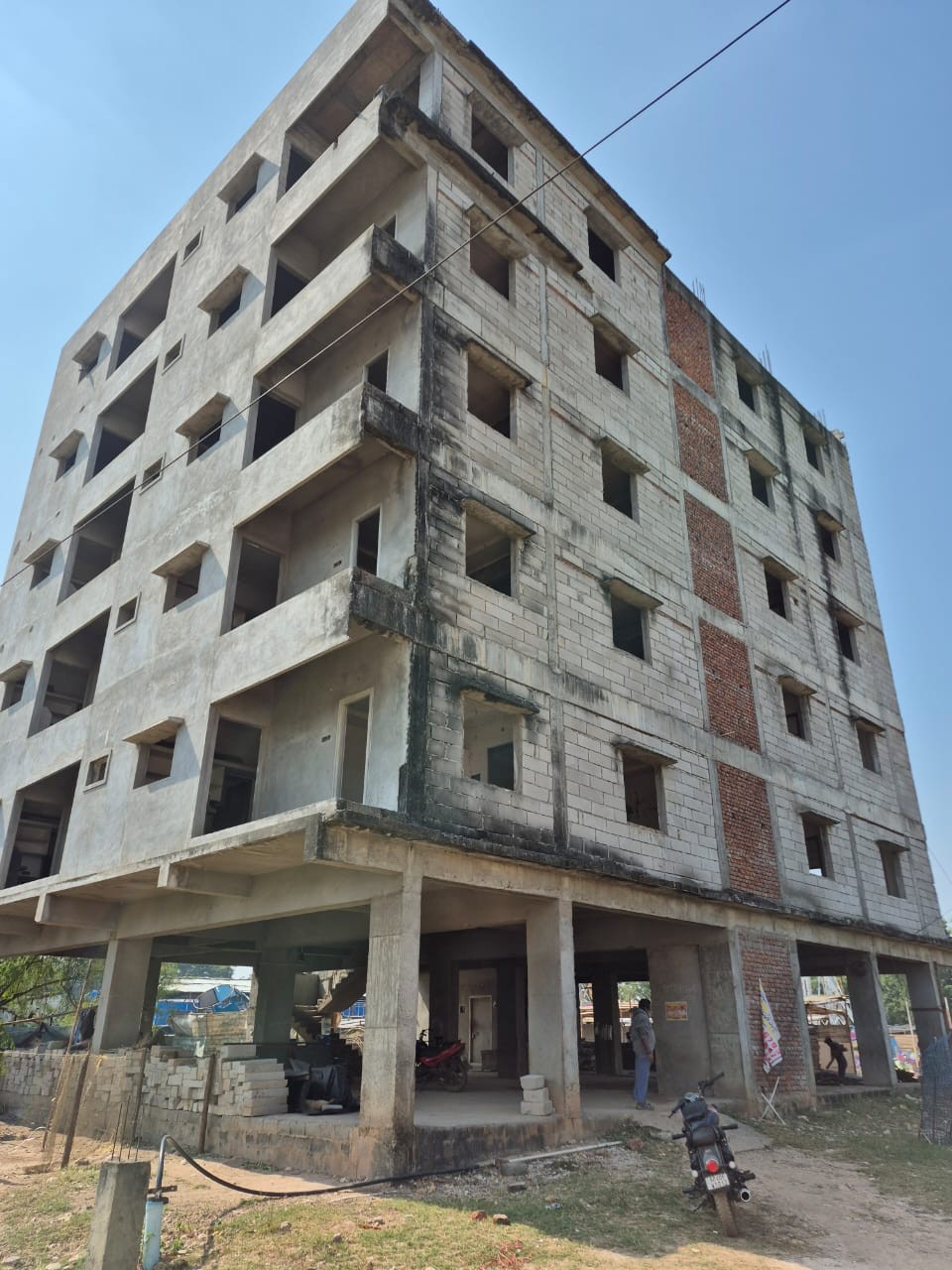 Flat for sale in Tadepalligudem — photo 1