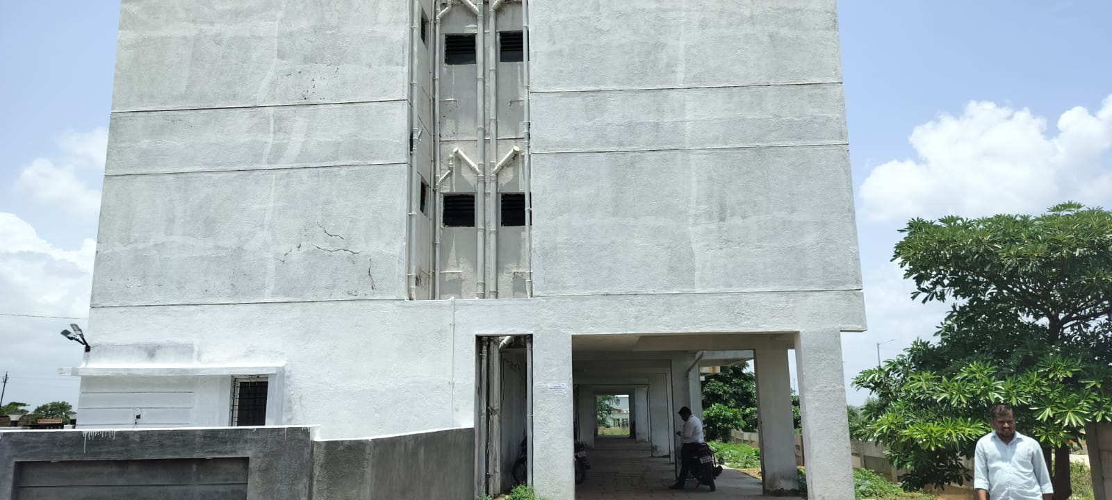Flat for sale in SOLAPUR Solapur — photo 3