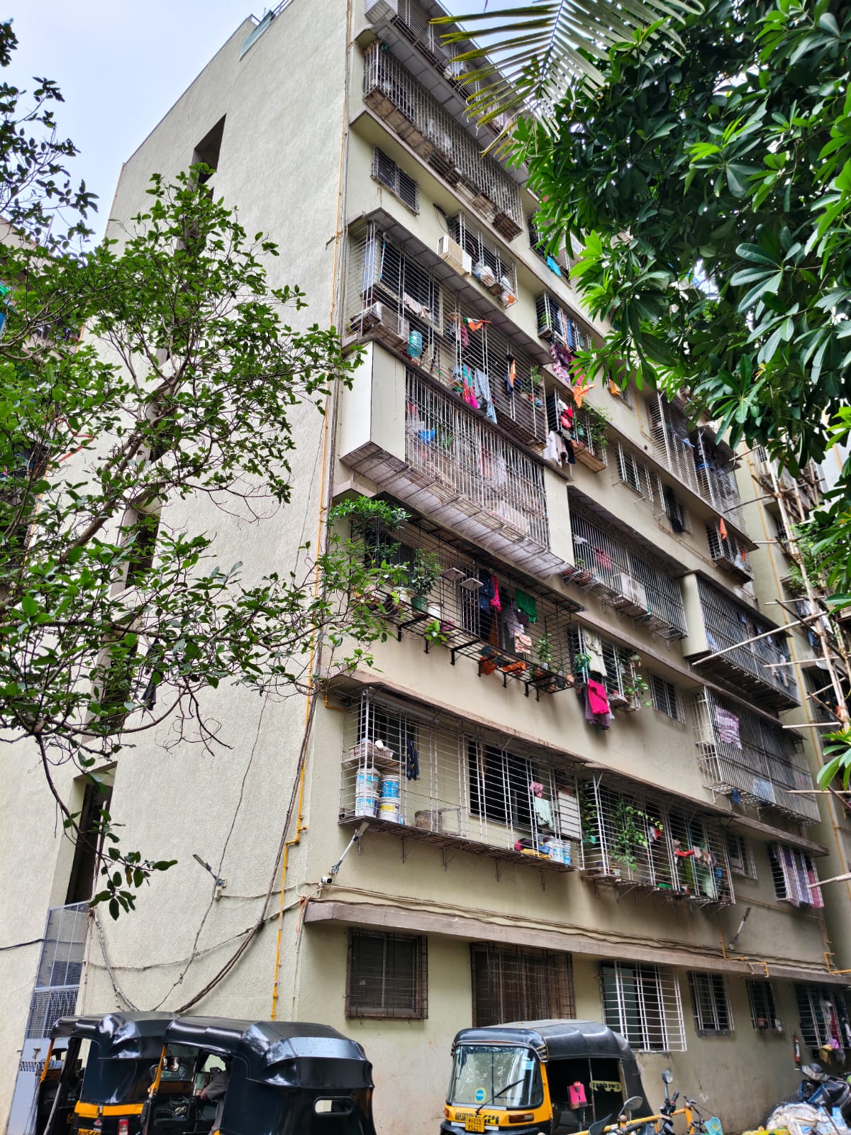225 square feet Flat for sale in Mumbai — photo 1