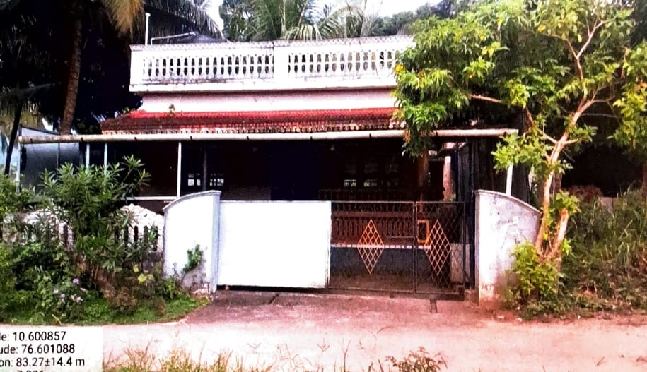 1000 square feet Individual House for sale in NEMMARA Ayilur, Nemmara — photo 1