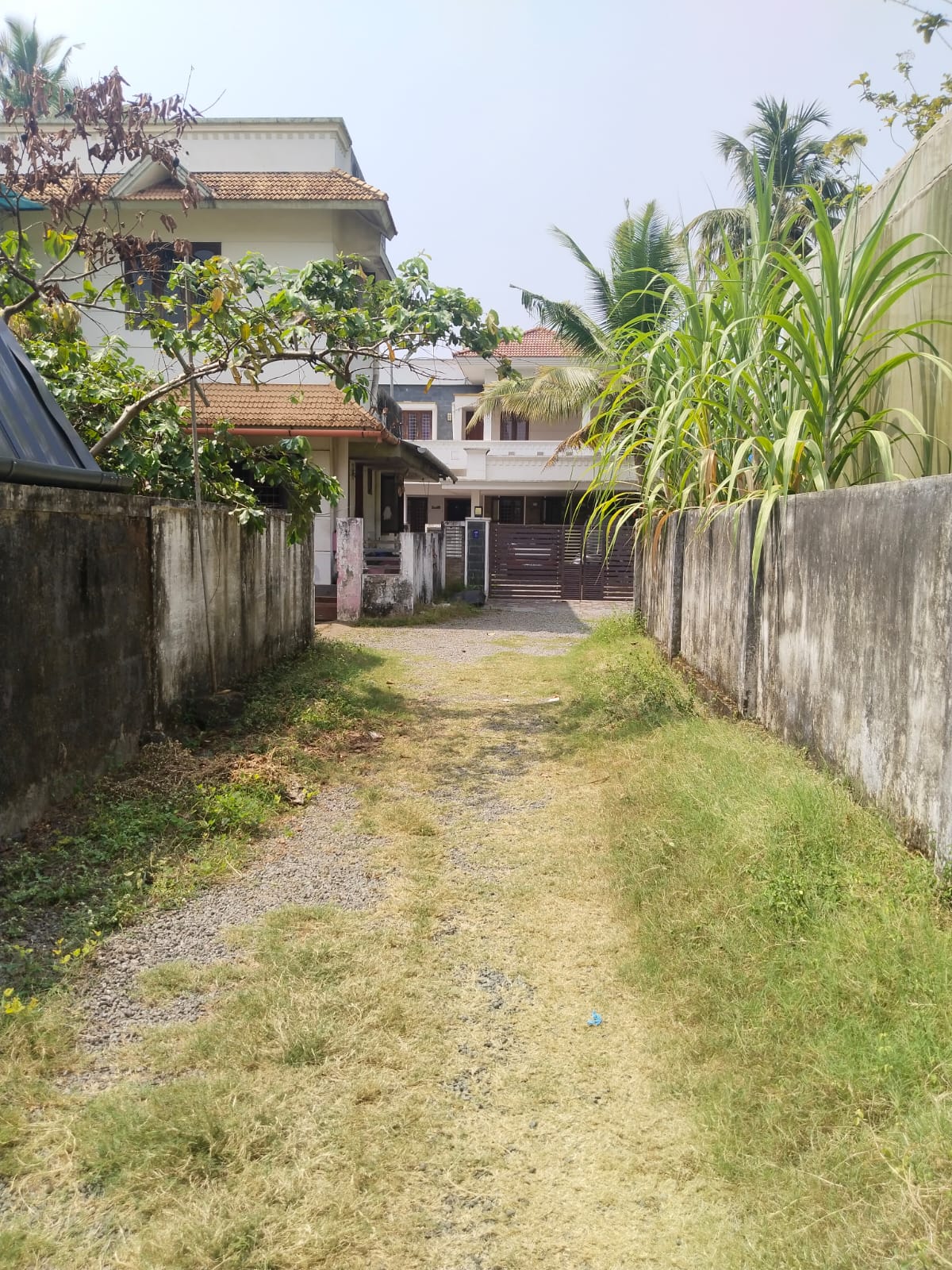 2439 square feet Individual House for sale in PARAVUR, OPPOSITE TO EZHIKKARA POST OFFICE Kedamangalam — photo 2