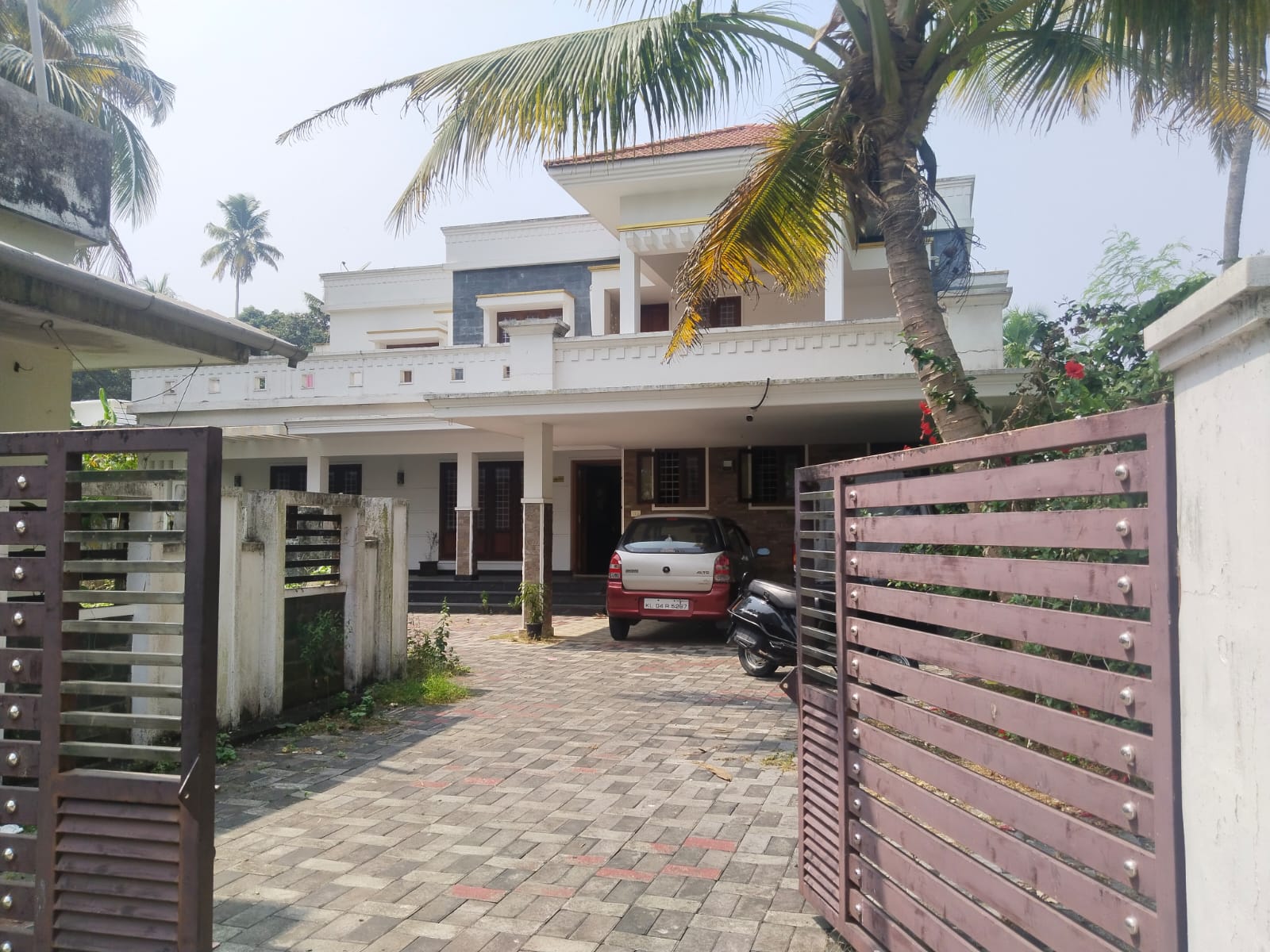 2439 square feet Individual House for sale in PARAVUR, OPPOSITE TO EZHIKKARA POST OFFICE Kedamangalam — photo 3