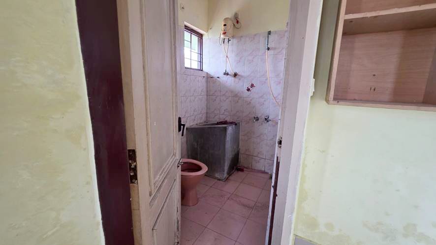 1000 square feet Flat for sale in Builda Builders, Kaloor Kochi — photo 3