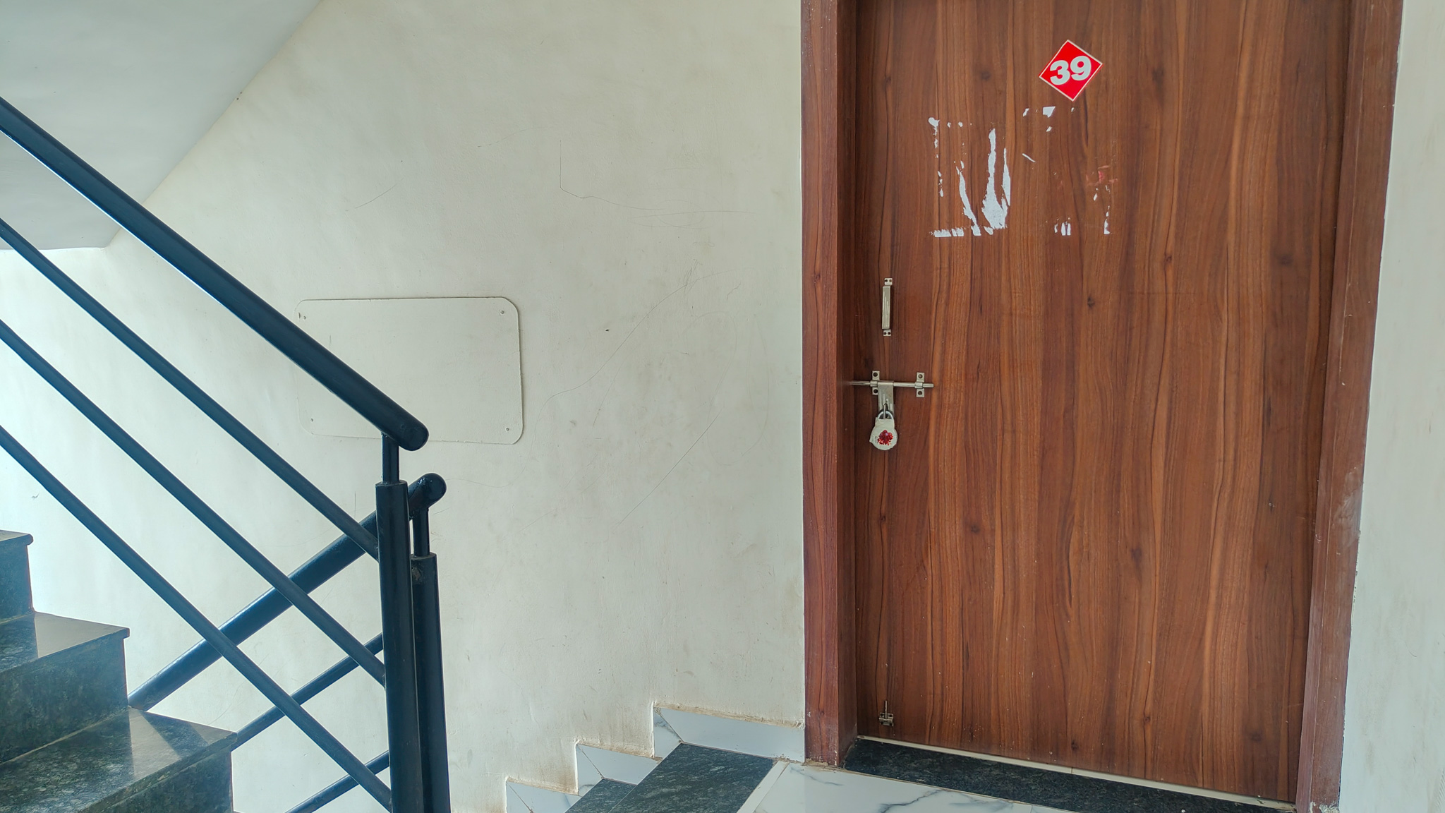 1731 square feet Flat for sale in Daund — photo 3