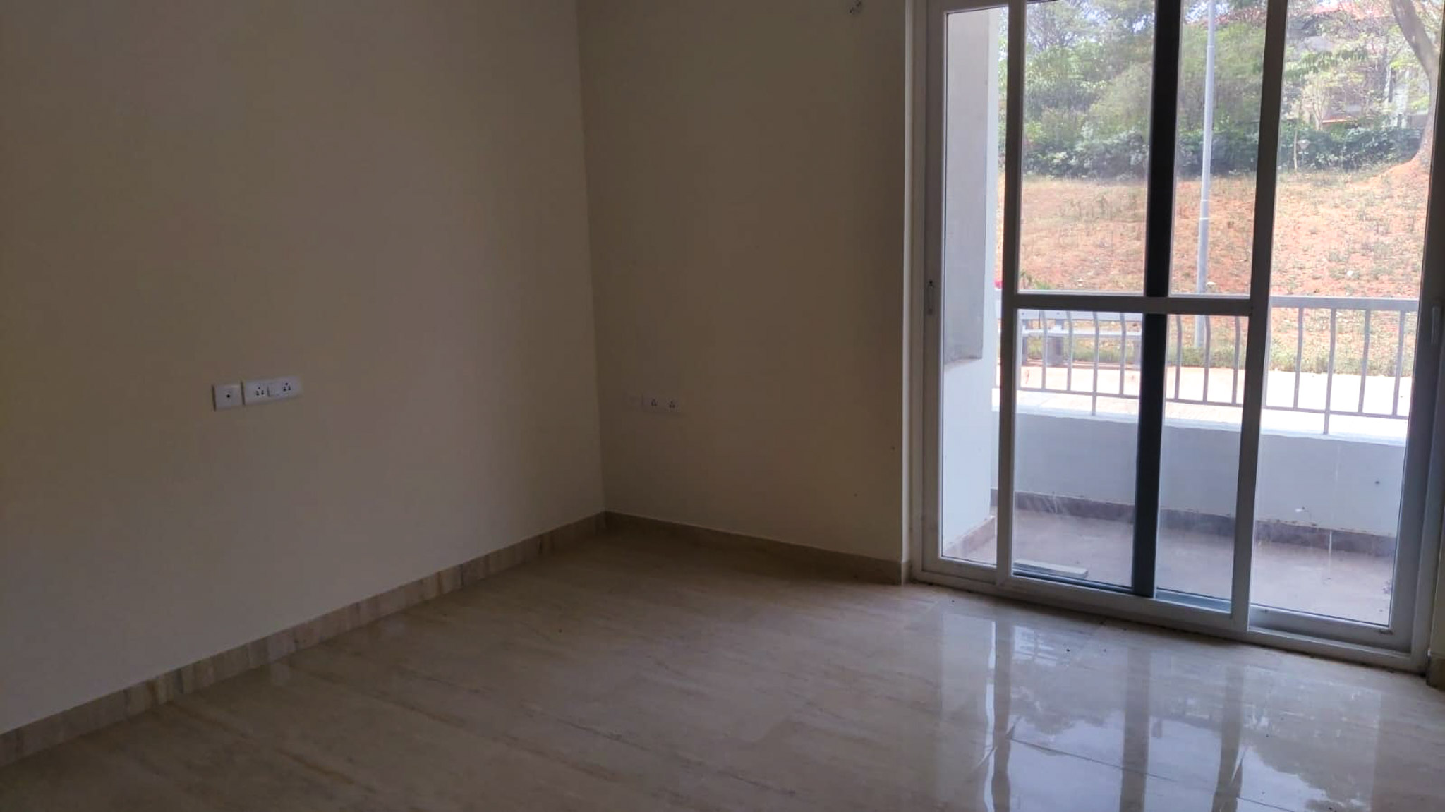 900 square feet Flat for sale in ZUARI GARDEN CITY, Srirangapatna Srirangapatna — photo 1