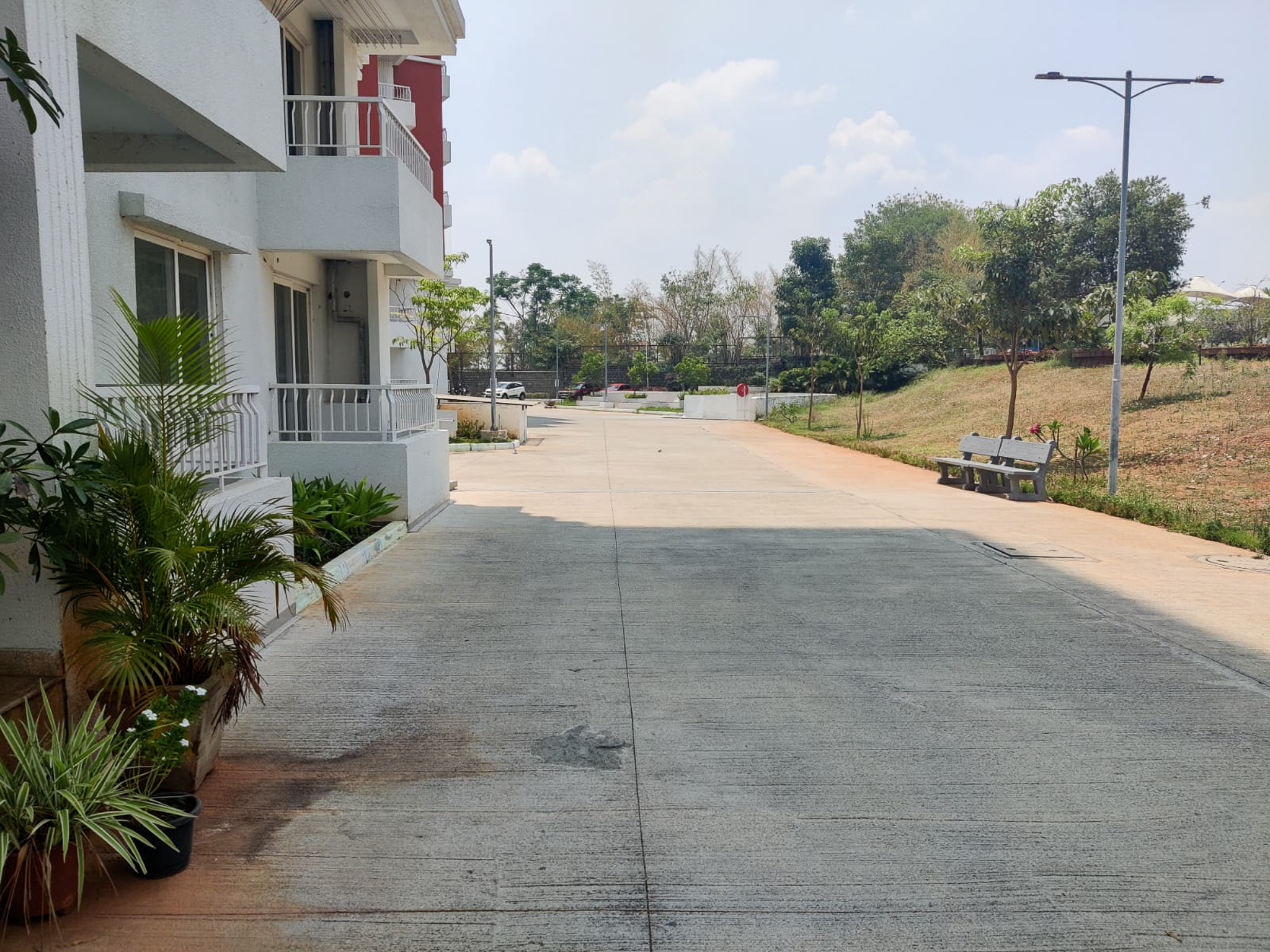 899 square feet Flat for sale in ZUARI GARDEN CITY, Srirangapatna Srirangapatna — photo 2