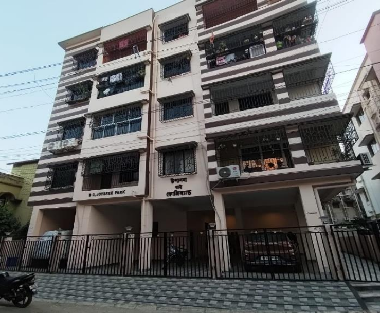 1160 square feet Flat for sale in Kolkata — photo 1