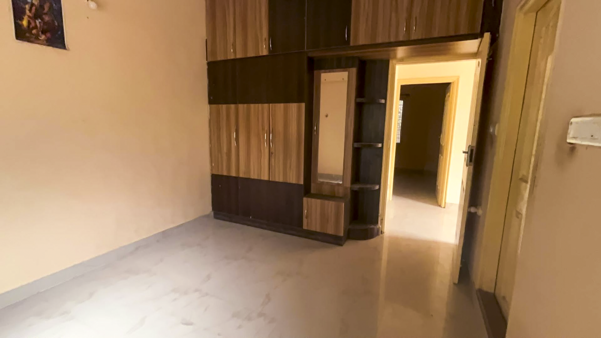 2 BHK Flat for sale in SRI DURGA ELITE, Bengalore Bengaluru — photo 5
