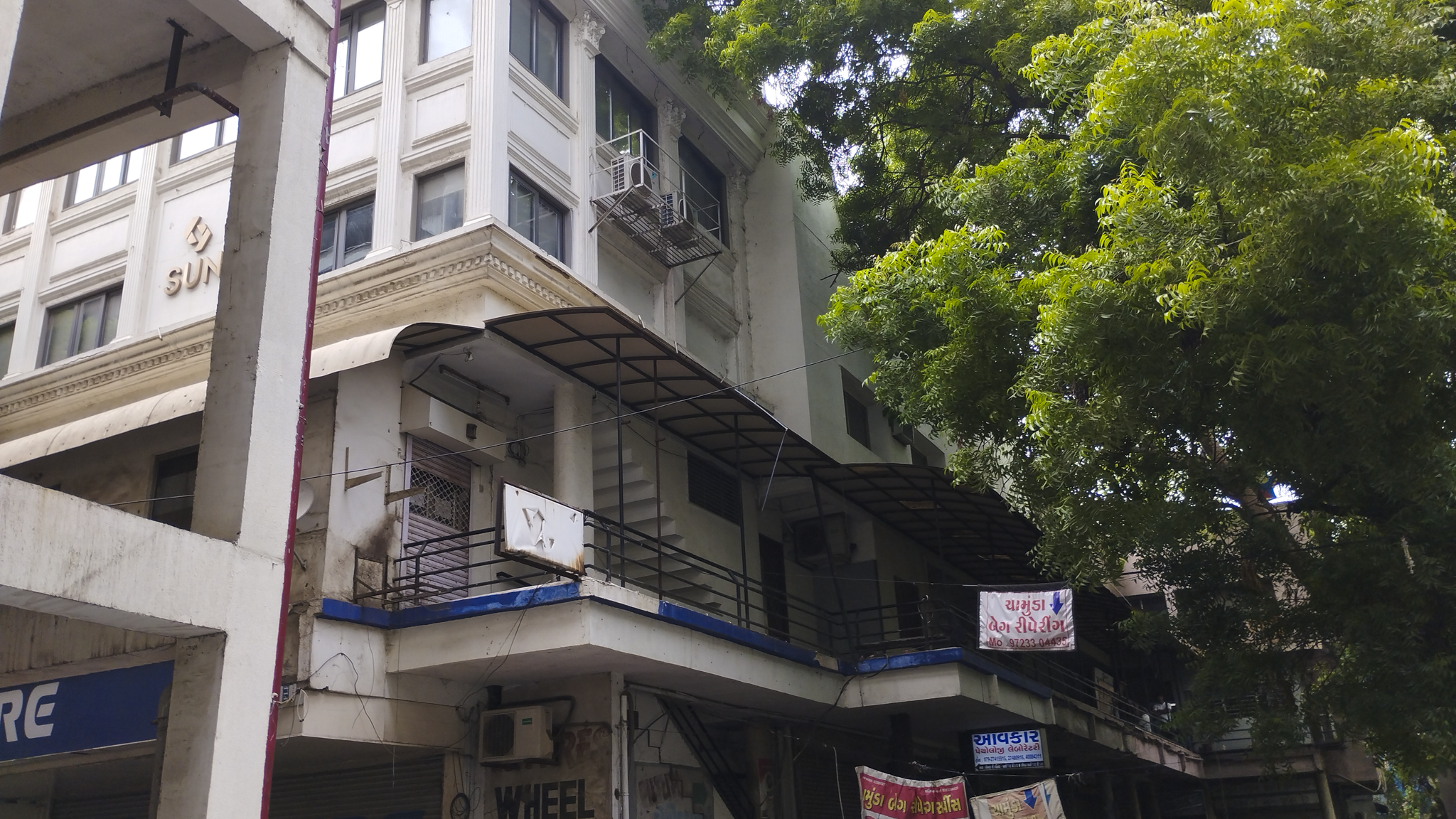 656 square feet Flat for sale in Ahmedabad — photo 1