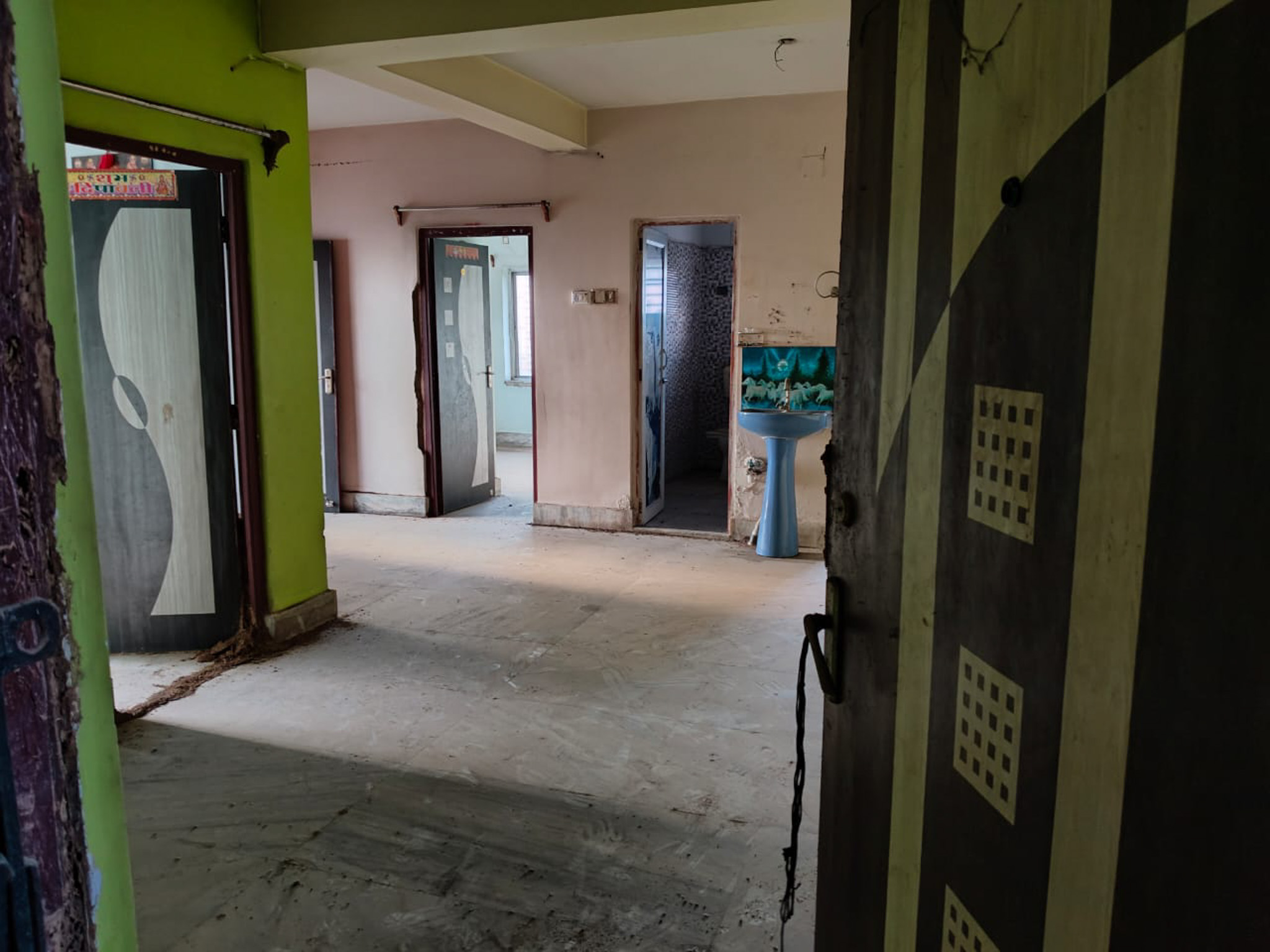 Flat for sale in Kolkata — photo 1
