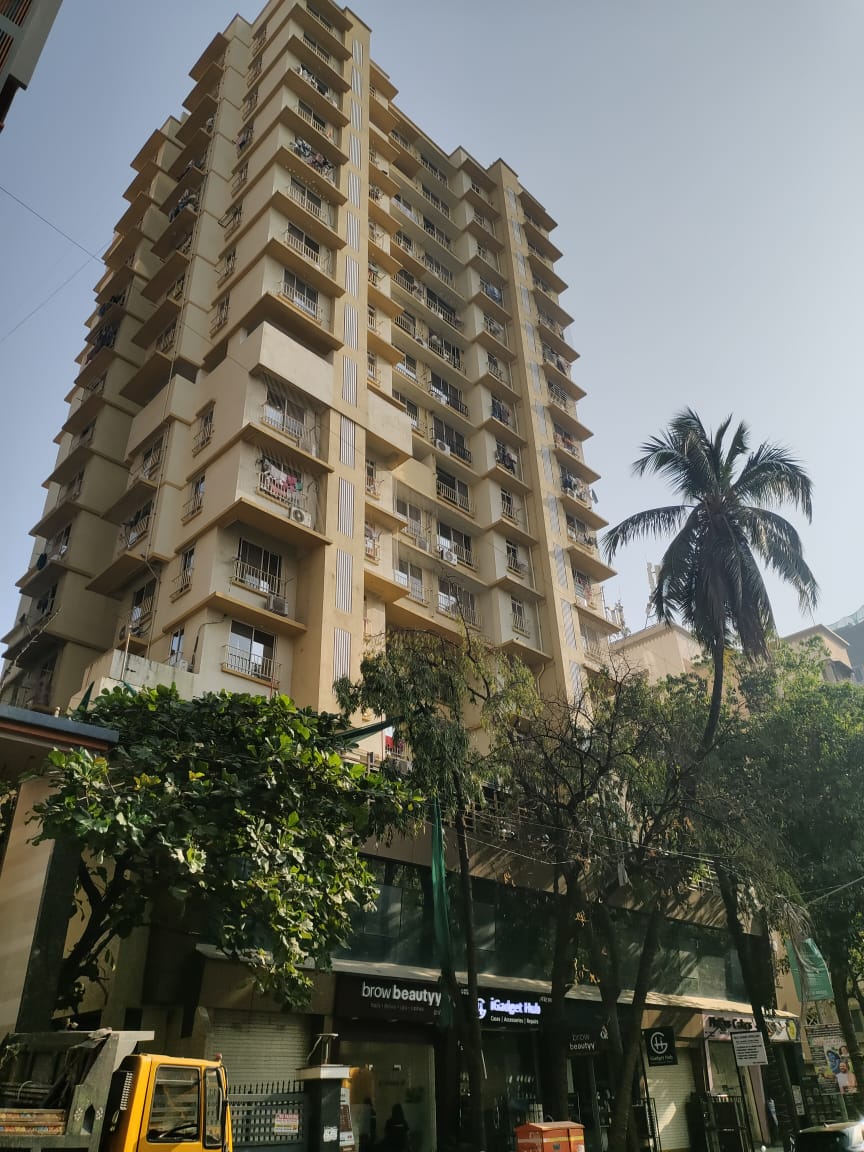988 square feet Flat for sale in KANDIVALI (WEST) Mumbai — photo 1
