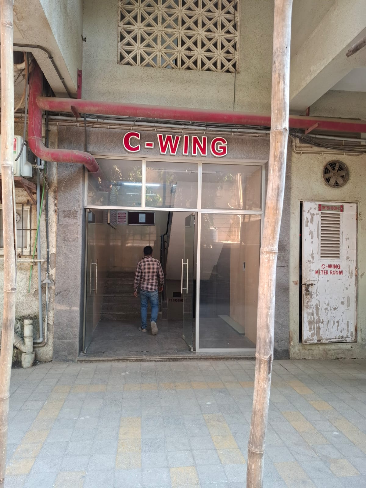 228 square feet Shops for sale in MALAD WEST Mumbai — photo 3