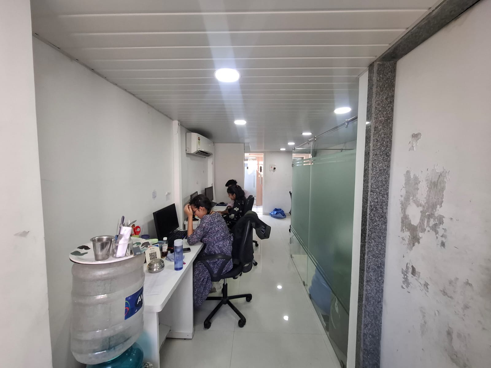 228 square feet Shops for sale in MALAD WEST Mumbai — photo 4