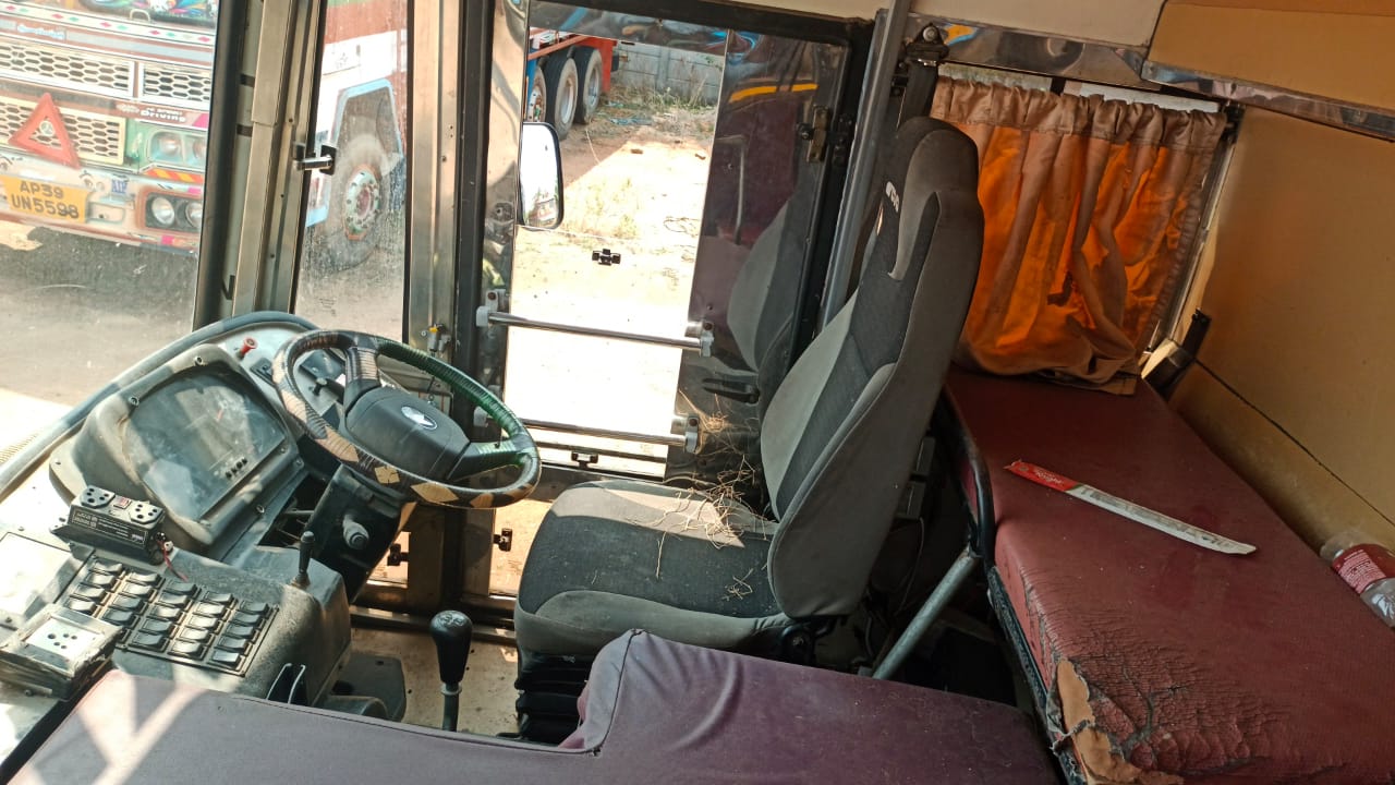 2023 Eicher 6016 R LPO Bus Chassis Bus 299518 km 3 years for sale in RAYALASEEMA RECOVERY AGENCY PARKING YARD Ananthapuramu — photo 2