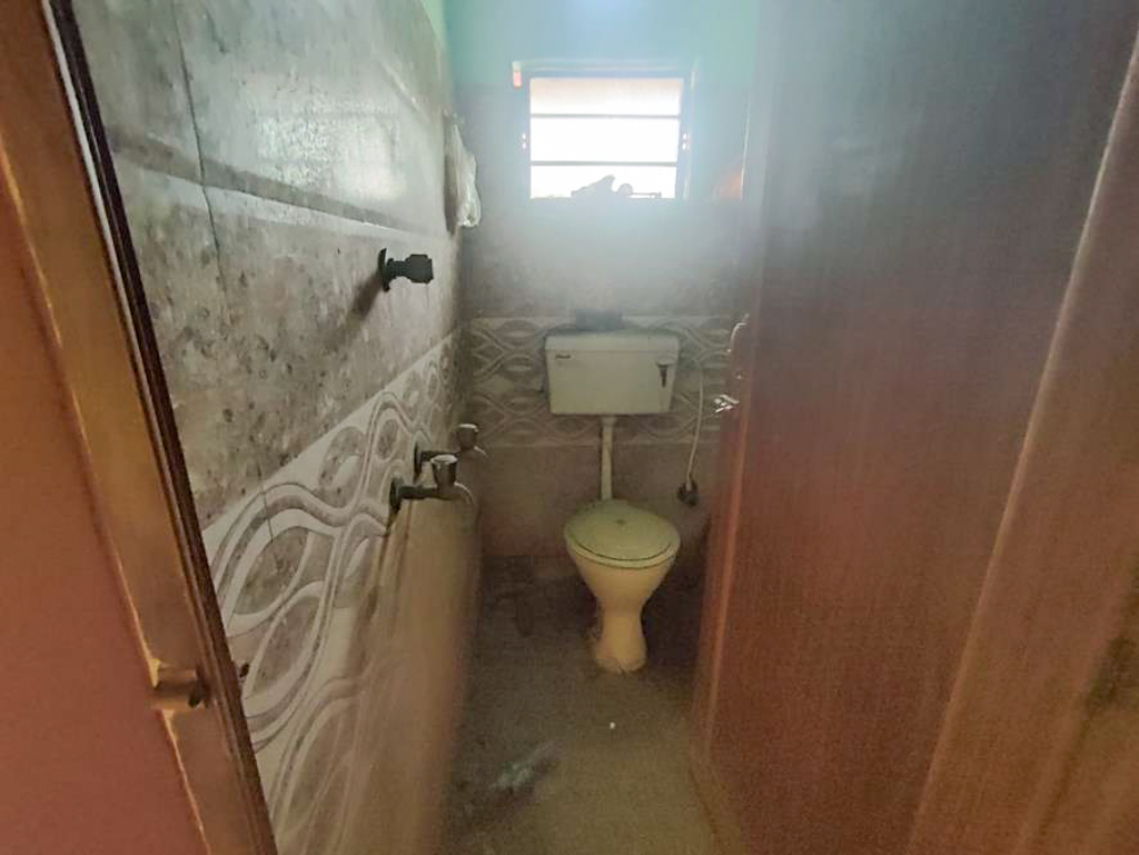 2 BHK Flat for sale in DUMDUM Kolkata — photo 4